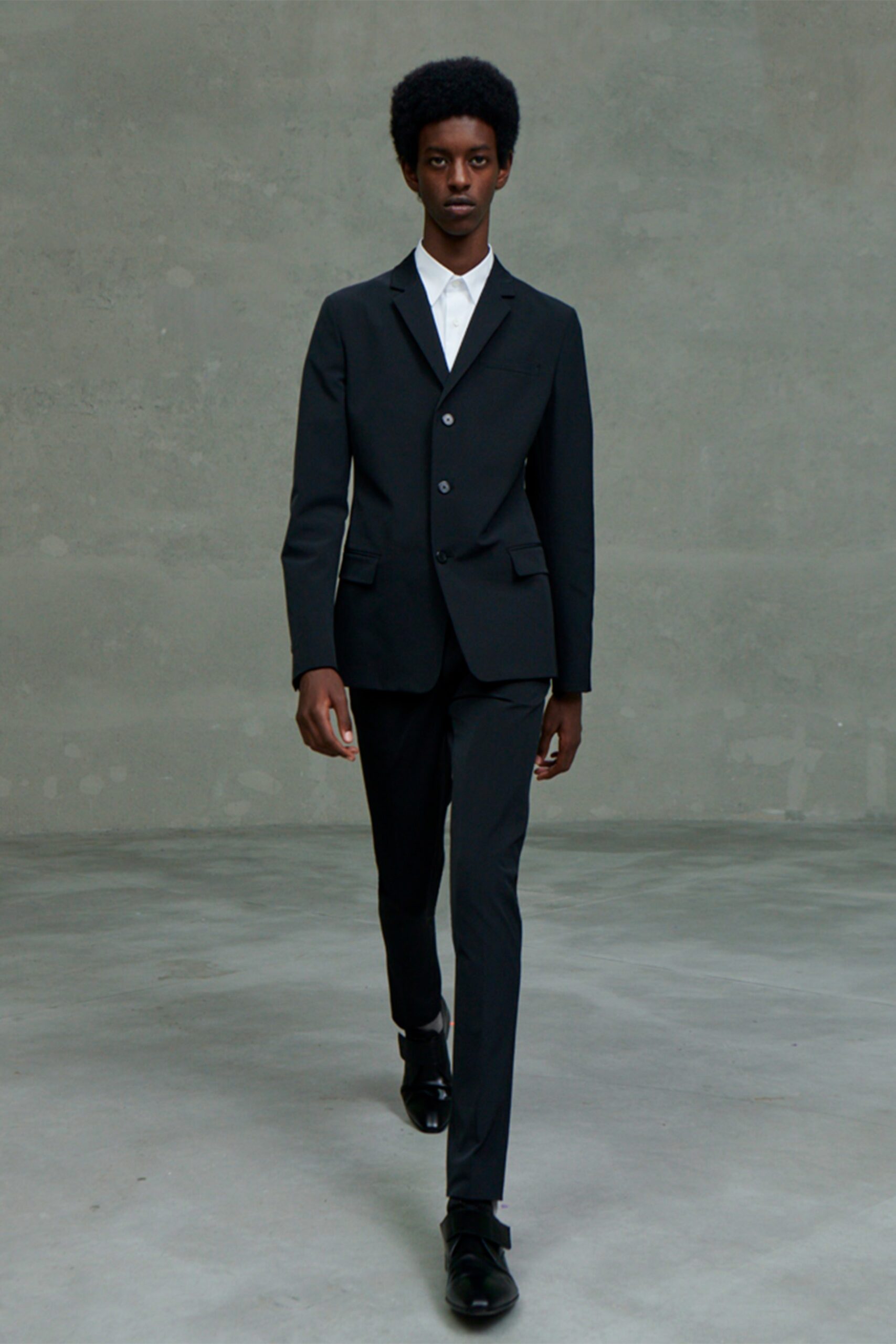 Prada S/S 21 Menswear Look 2