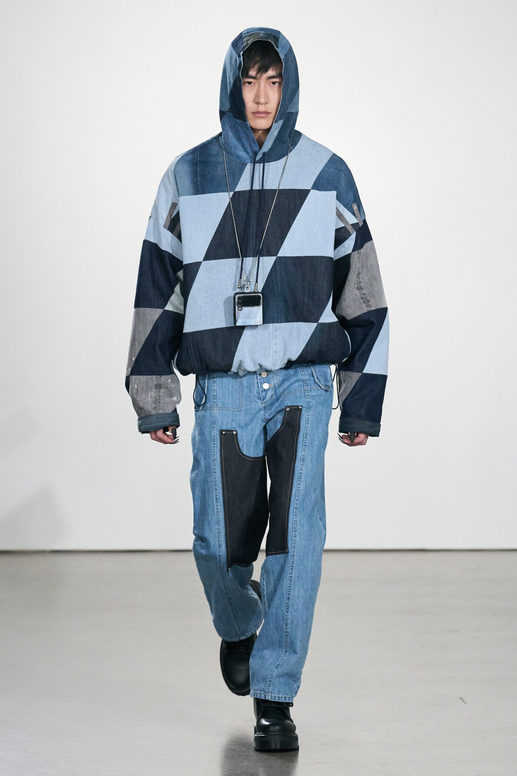 Private Policy F/W 23 Look 2