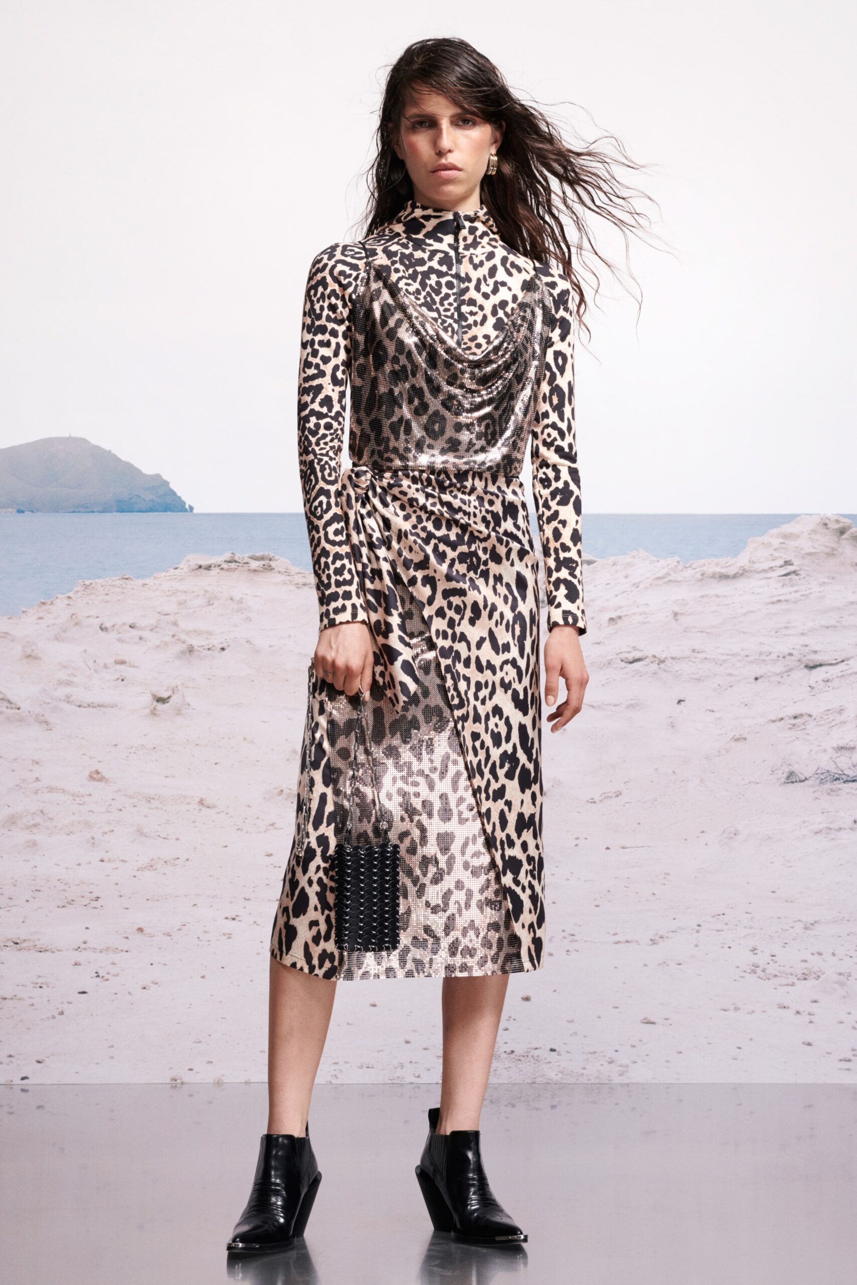 Rabanne Resort 19 Look 4