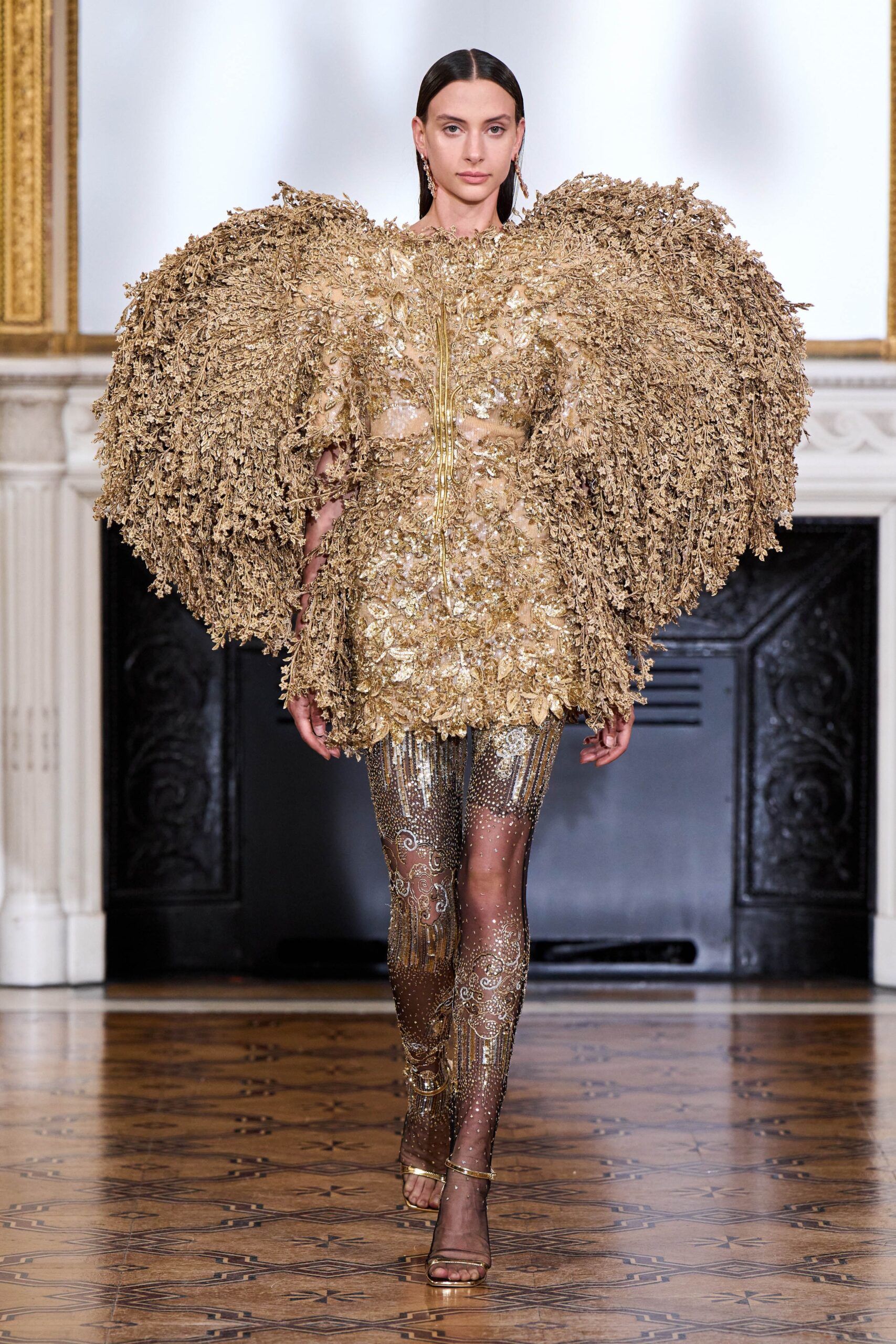 Rahul Mishra F/W 22 Couture Look 5