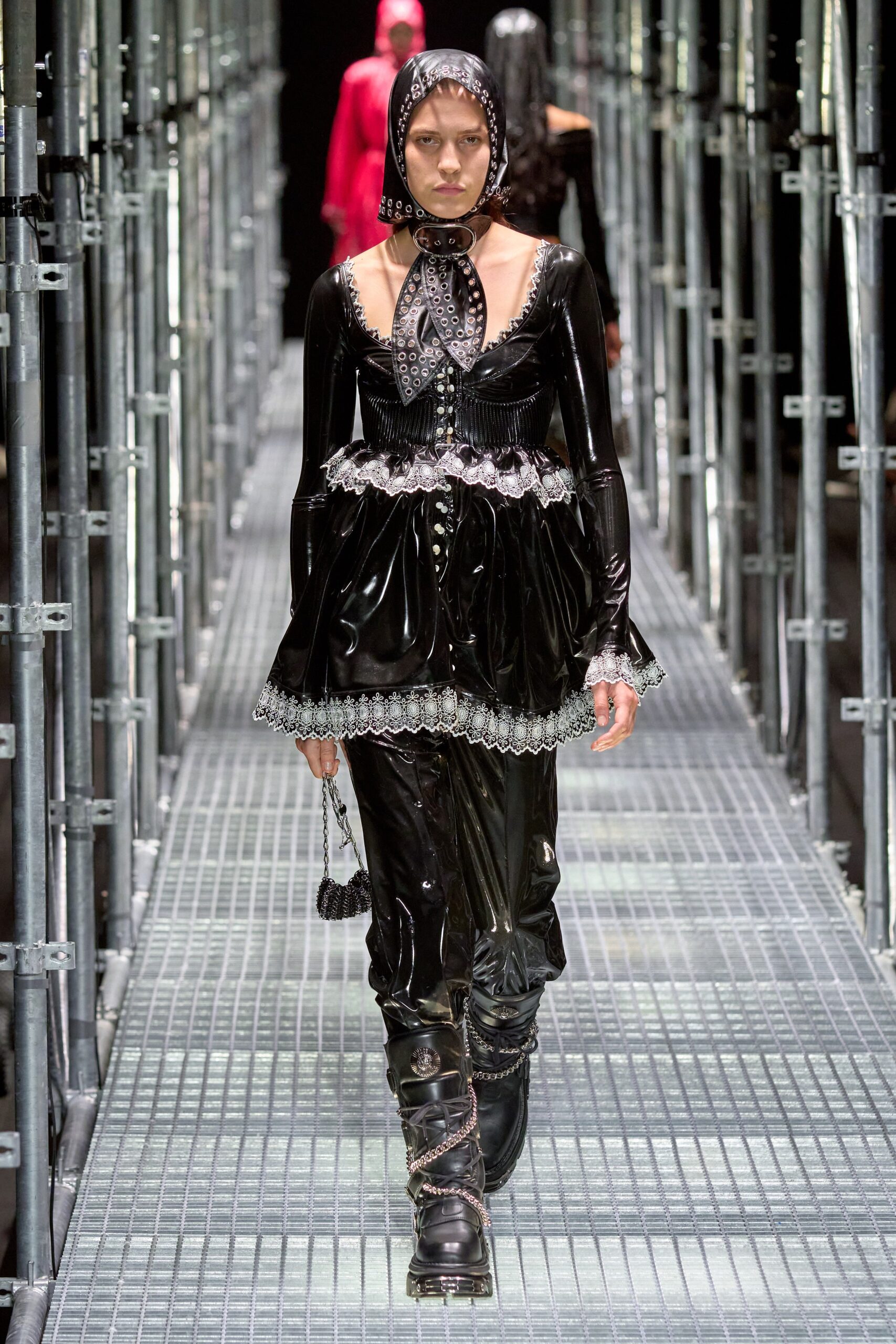 Rabanne S/S 23 Look 6