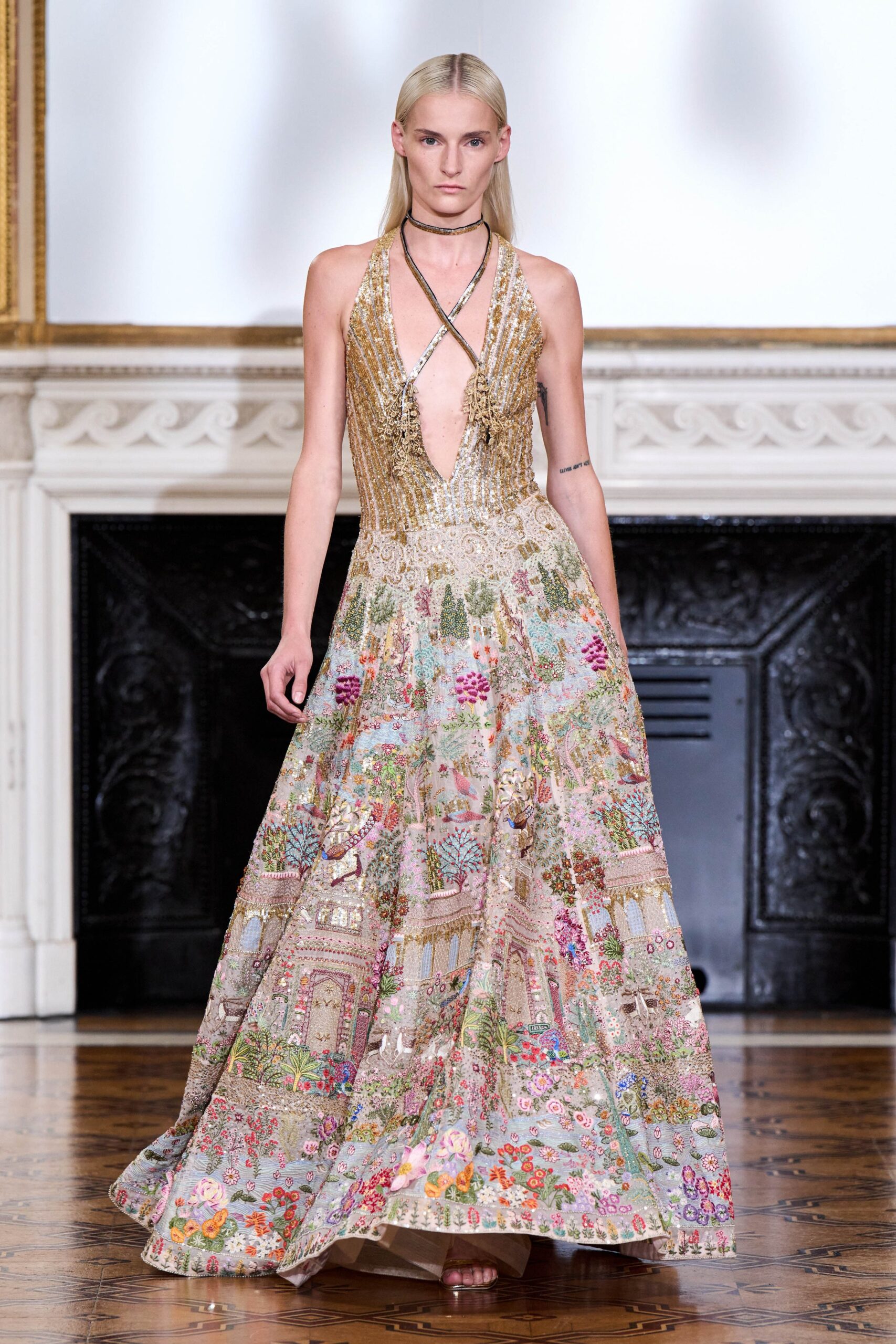 Rahul Mishra F/W 22 Couture Look 8