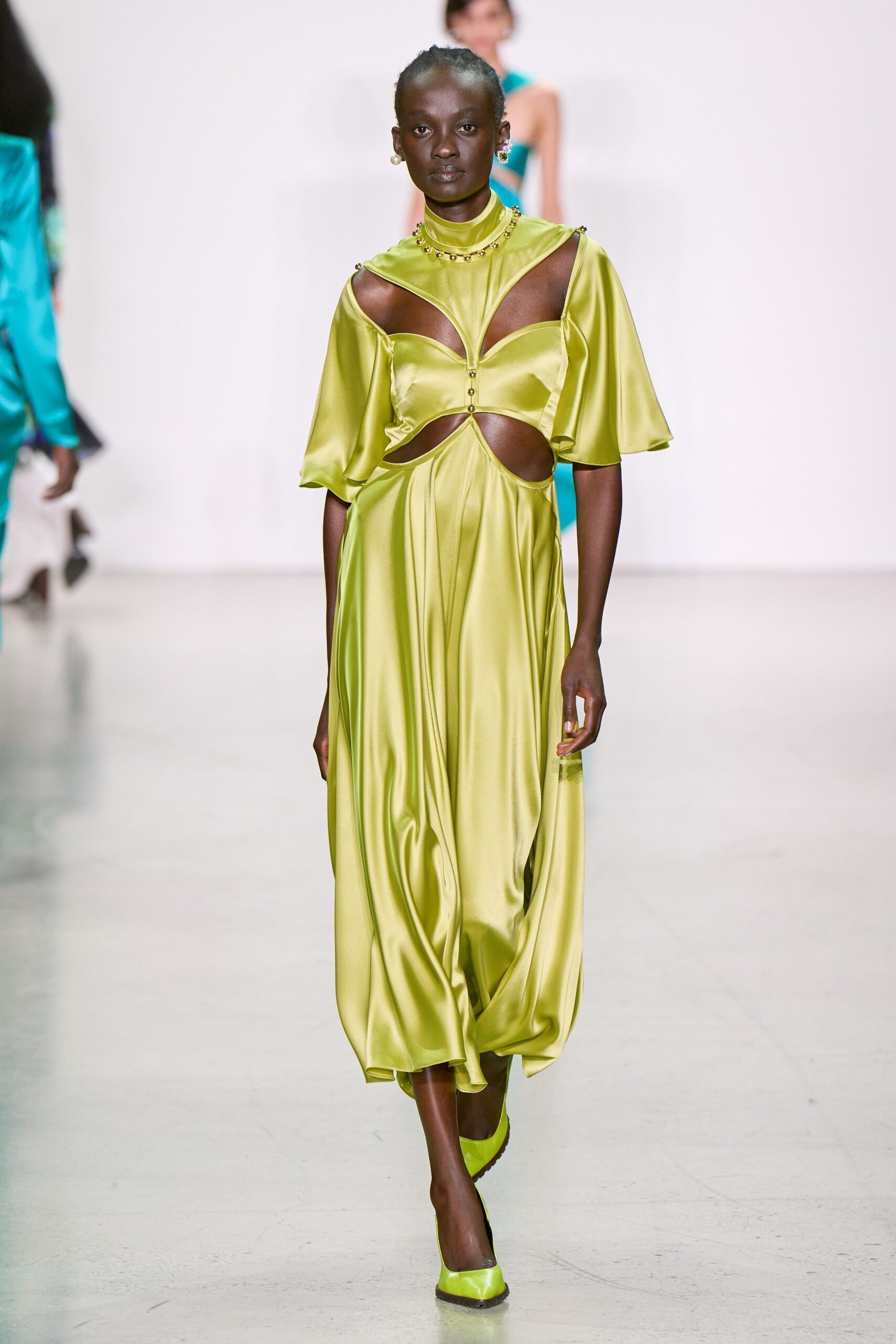 Prabal Gurung F/W 22 Look 9