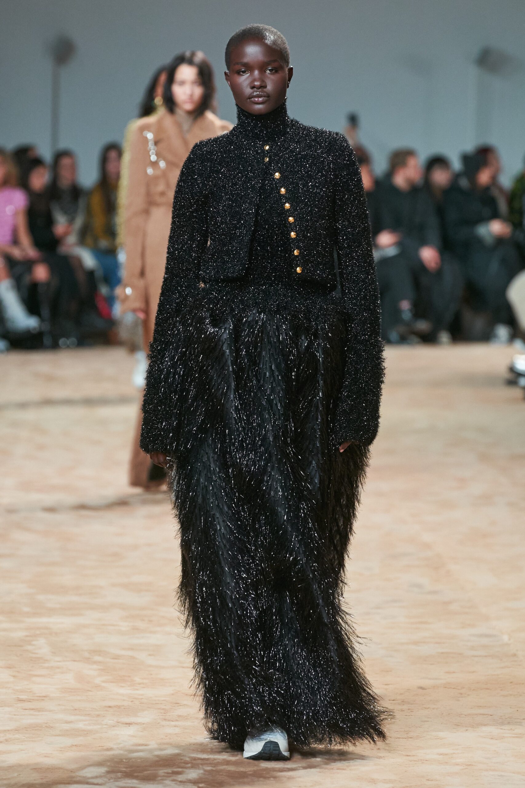 Rabanne F/W 23 Look 9