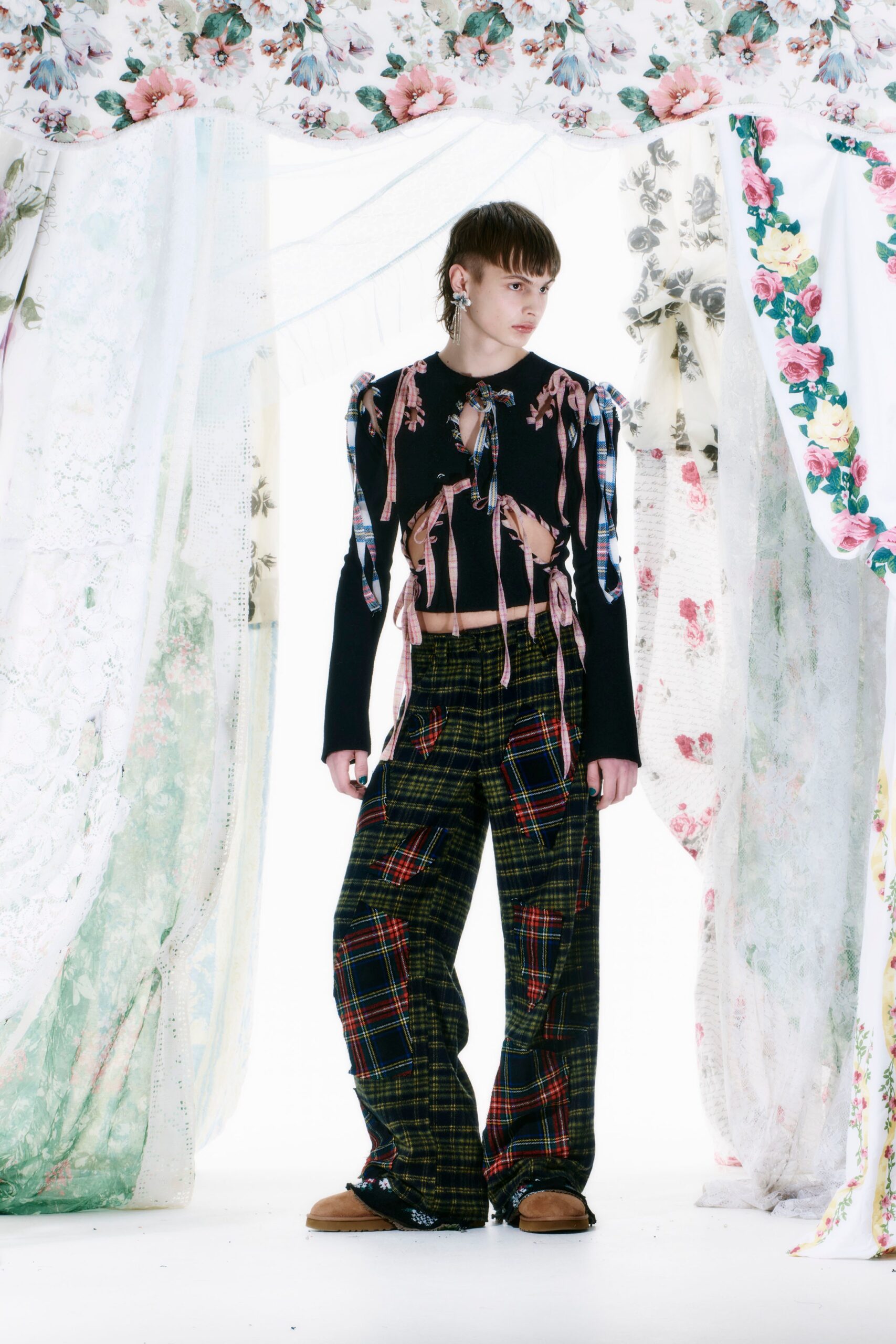 Rave Review F/W 23 Look 9