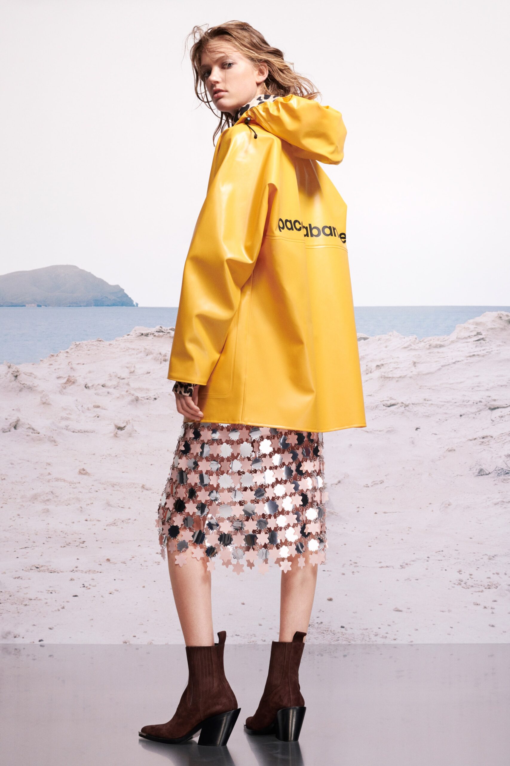 Rabanne Resort 19 Look 10