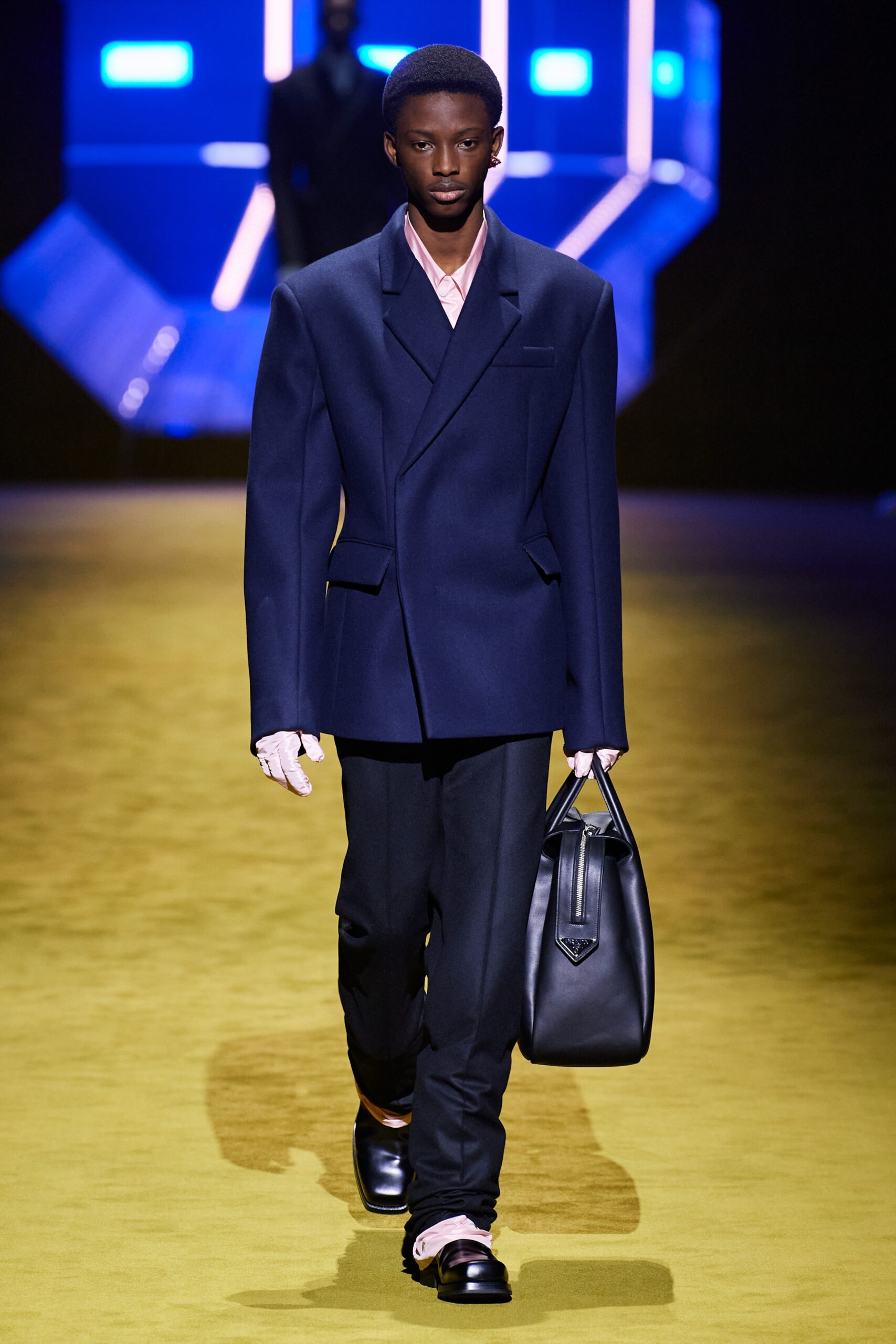 Prada F/W 22 Menswear Look 12