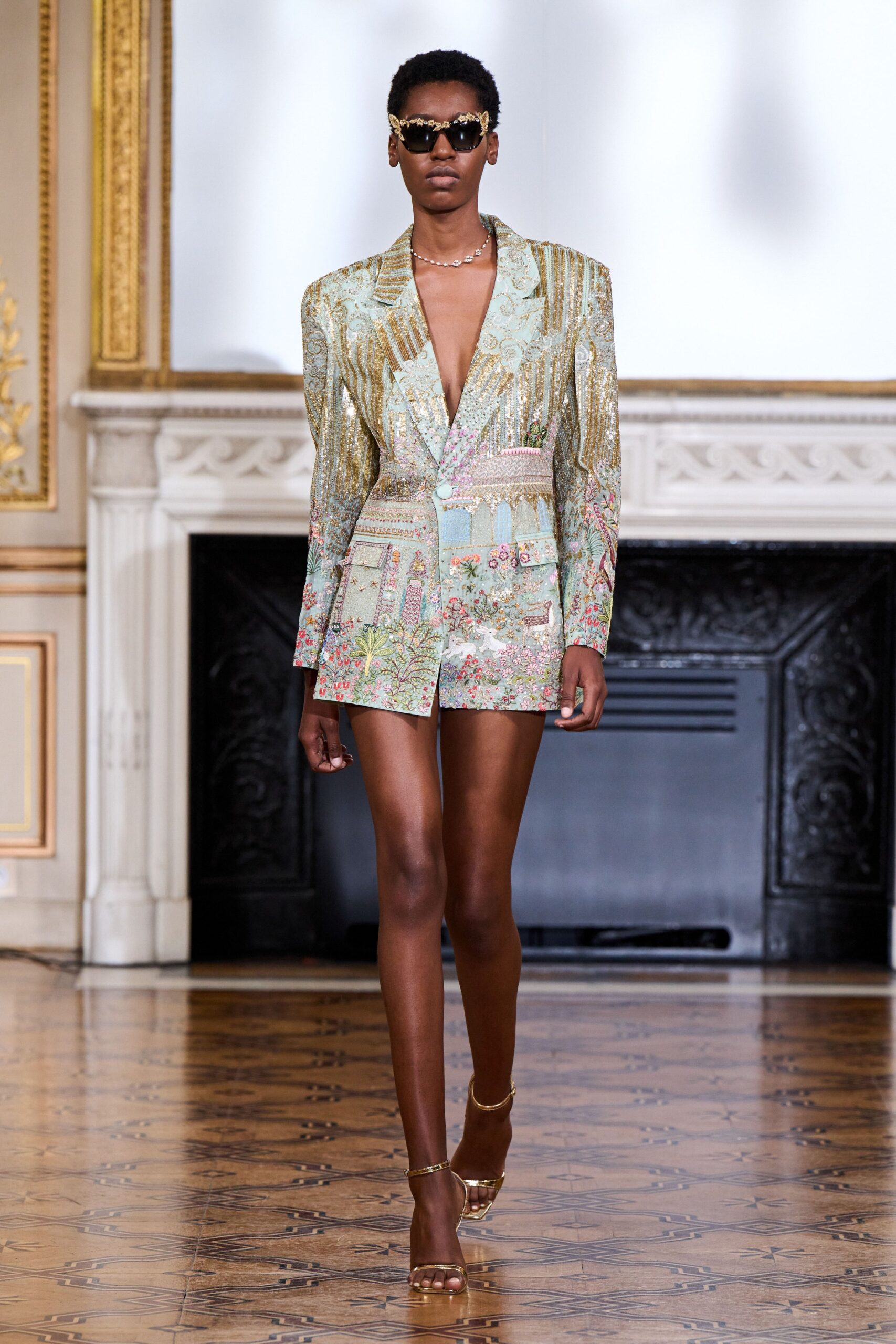 Rahul Mishra F/W 22 Couture Look 13