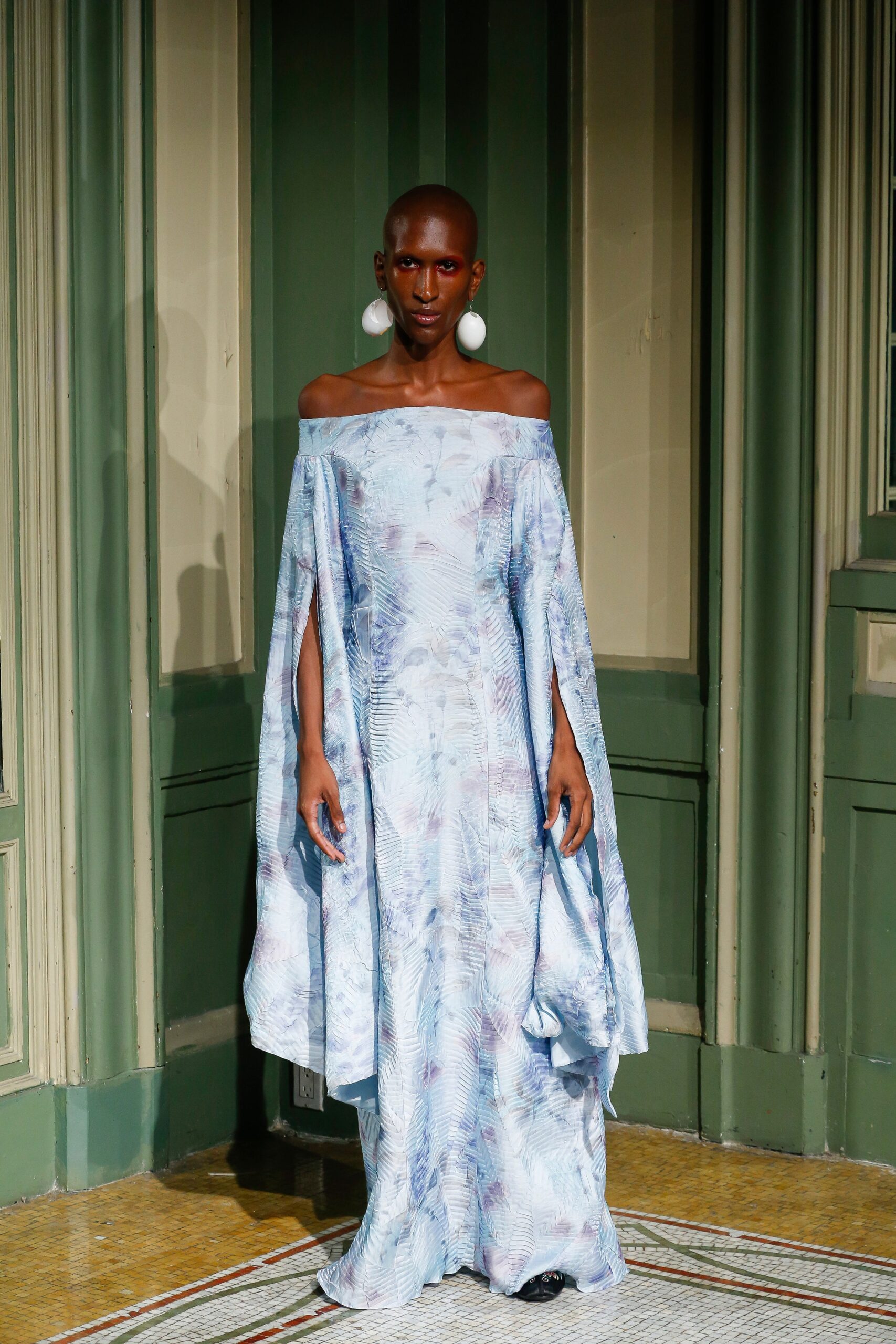 Puppets and Puppets S/S 20 Look 9
