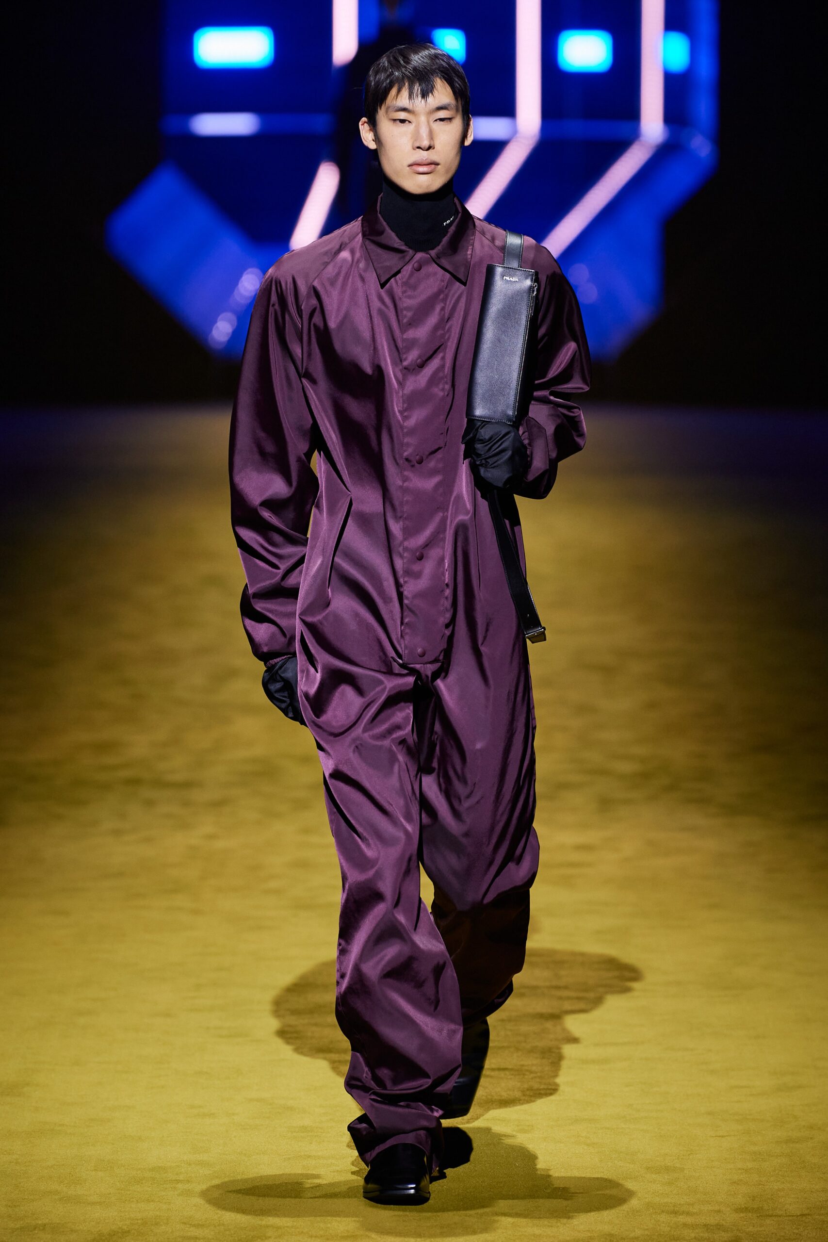 Prada F/W 22 Menswear Look 17