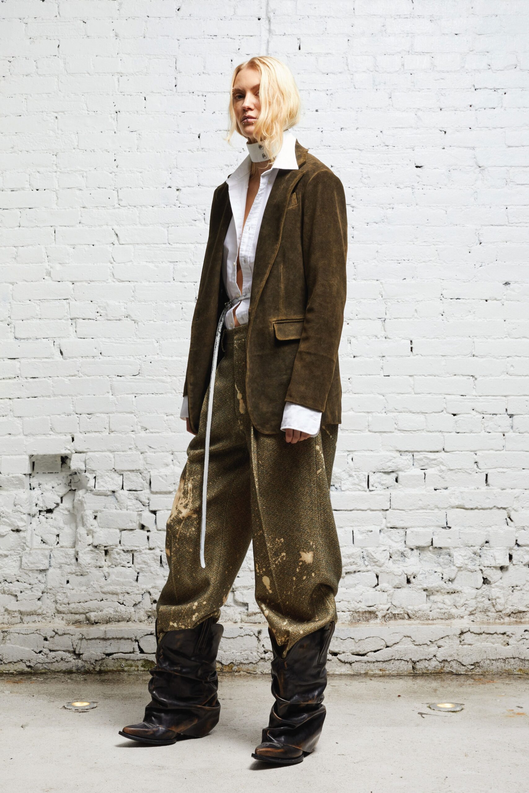 R13 F/W 23 Look 16