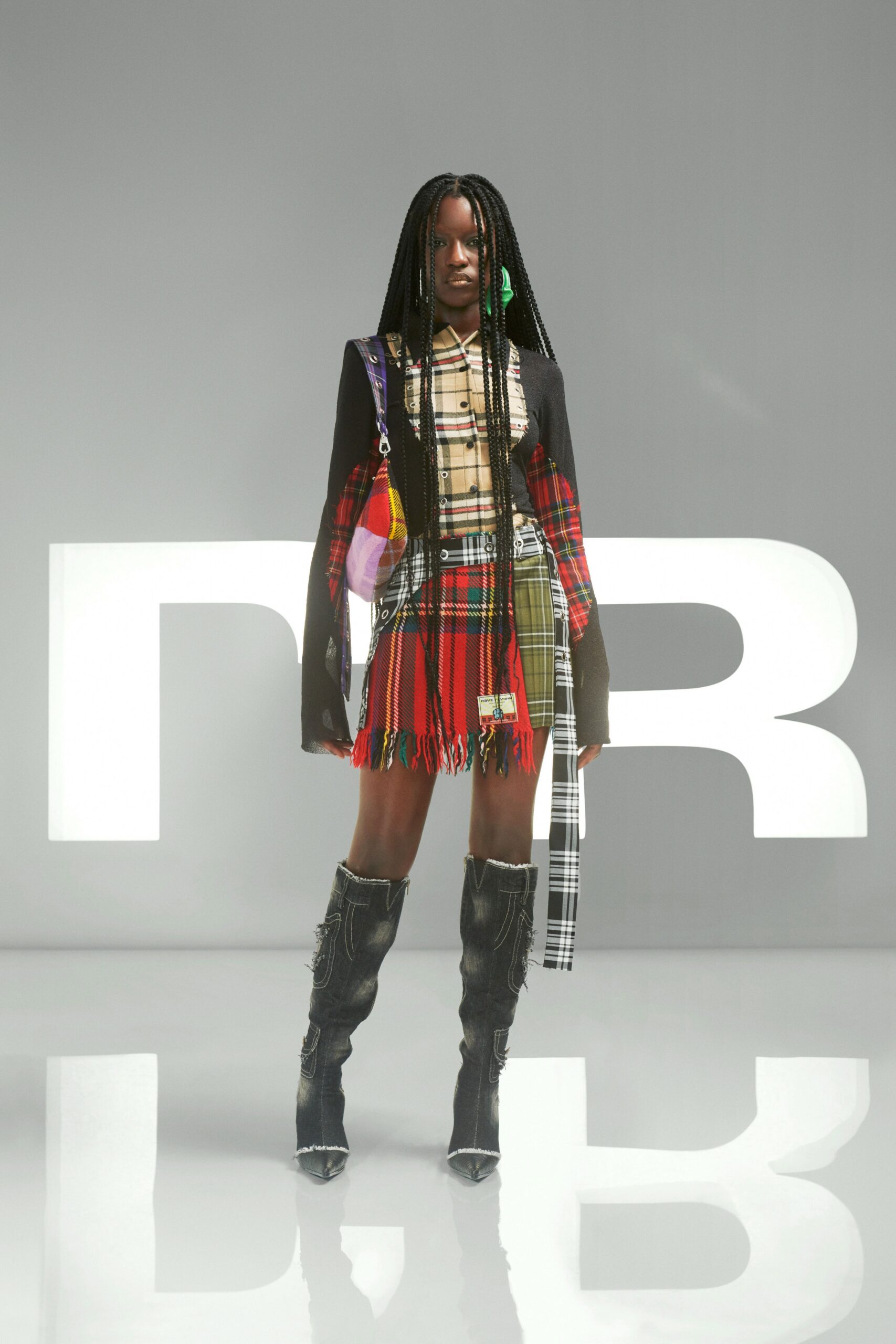 Rave Review F/W 22 Look 17