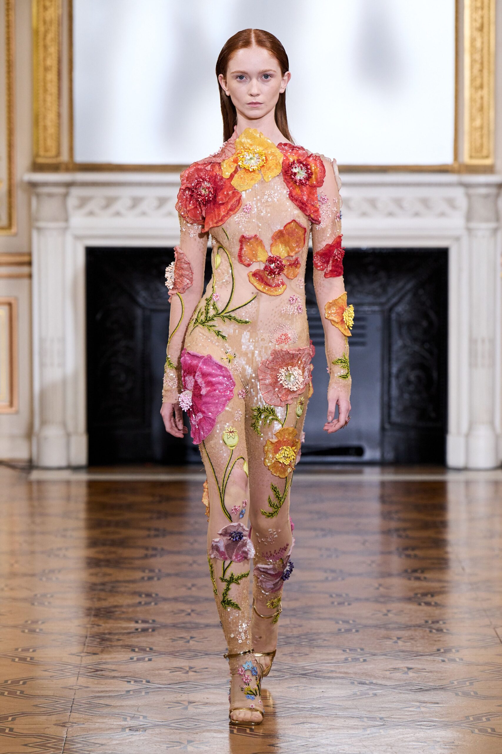 Rahul Mishra F/W 22 Couture Look 18