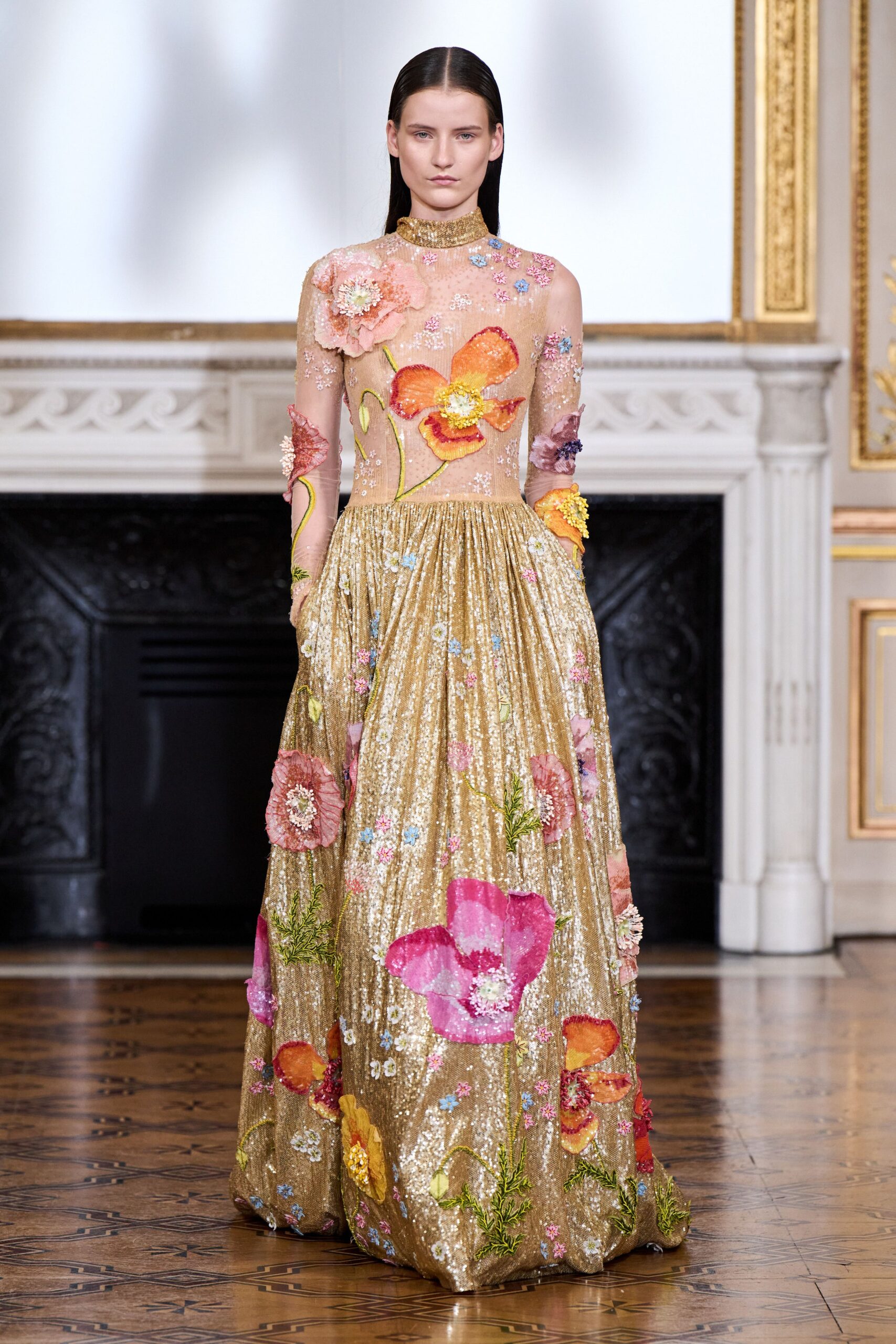 Rahul Mishra F/W 22 Couture Look 19