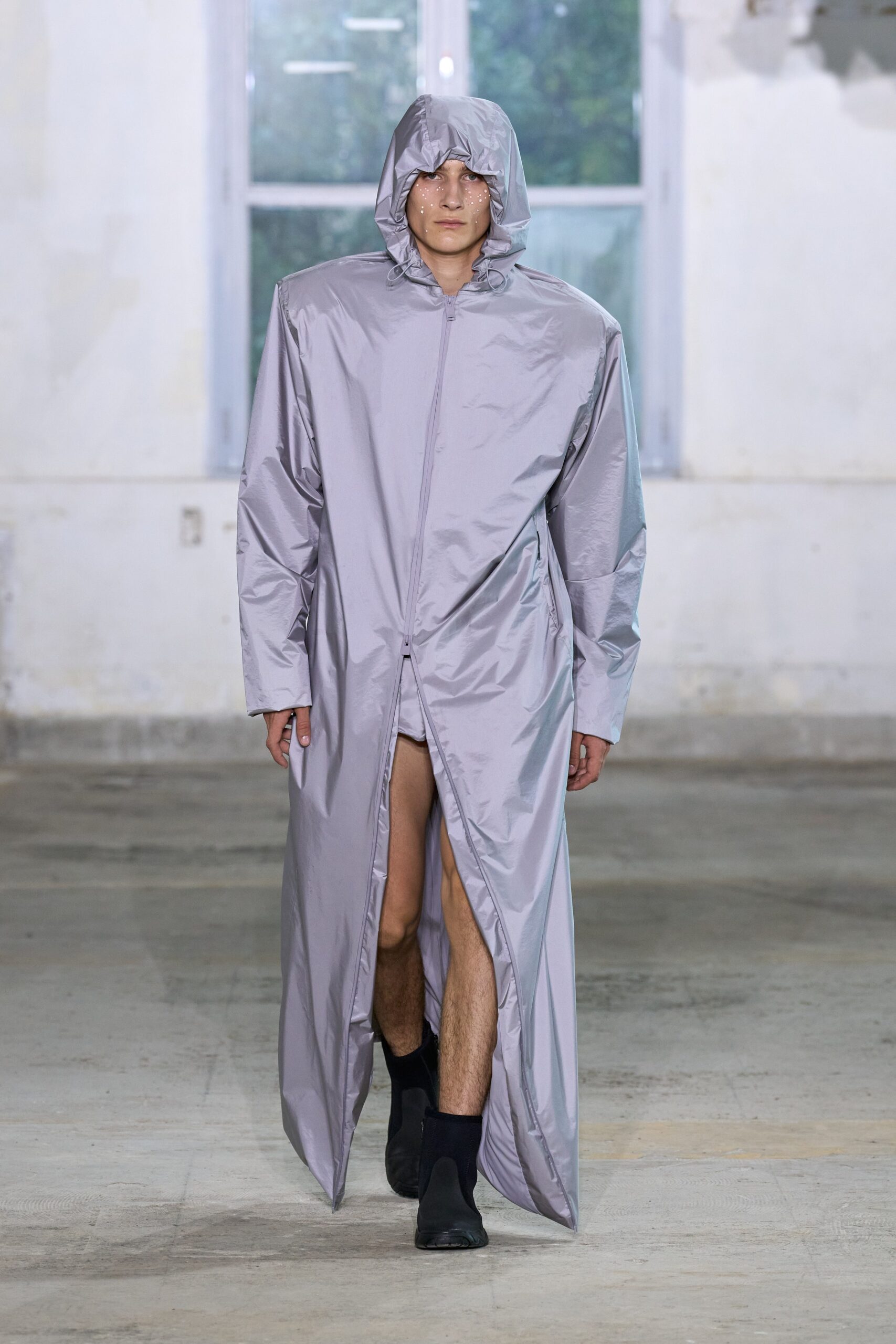 Rains S/S 24 Menswear Look 19