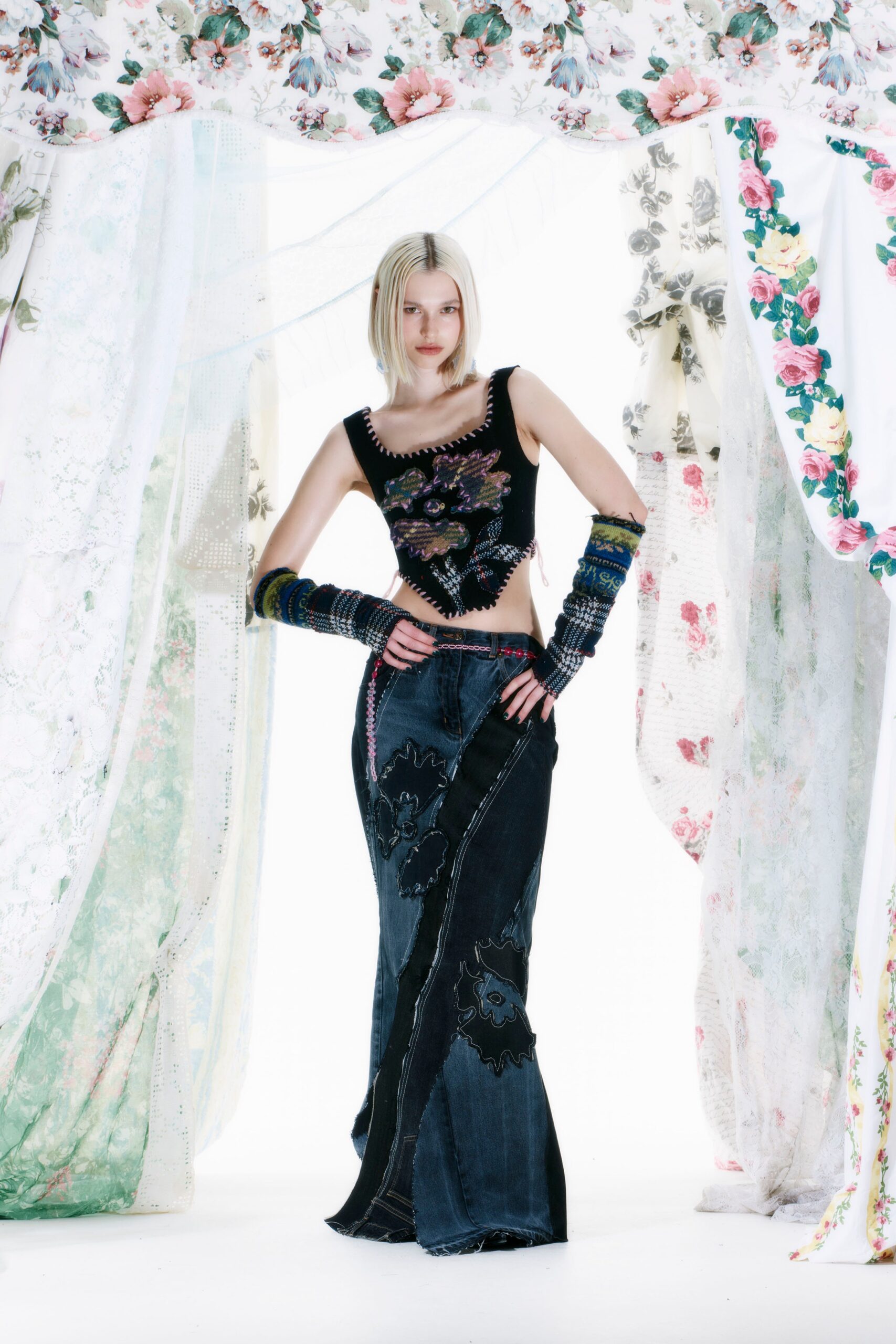 Rave Review F/W 23 Look 19