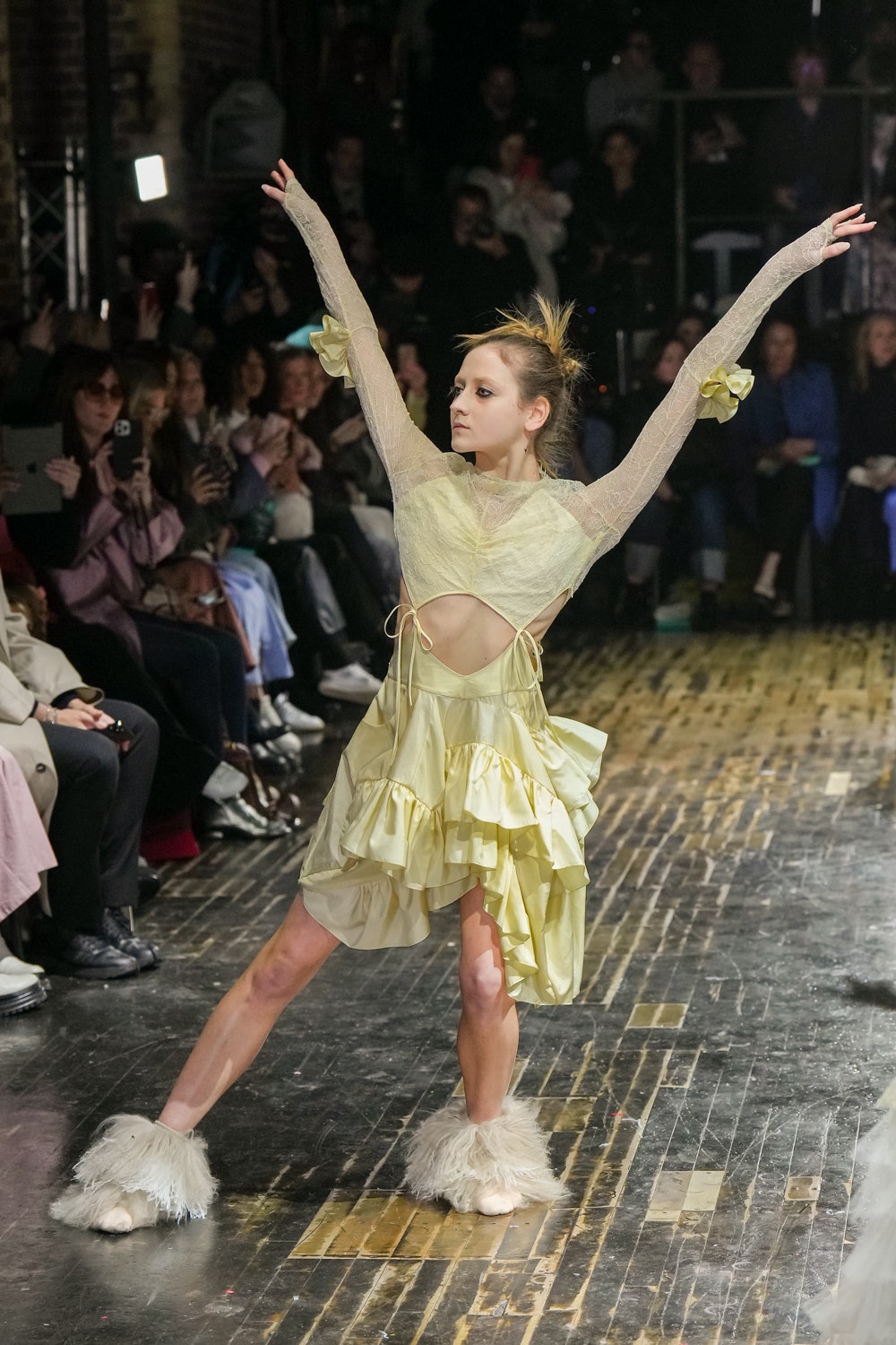 Preen by Thornton Bregazzi F/W 22 Look 21