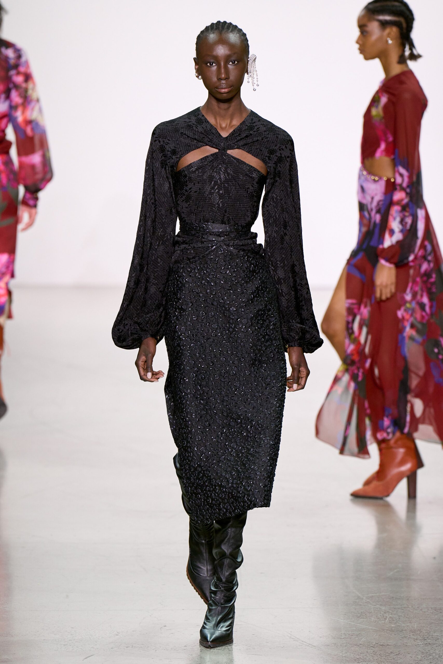 Prabal Gurung F/W 22 Look 21