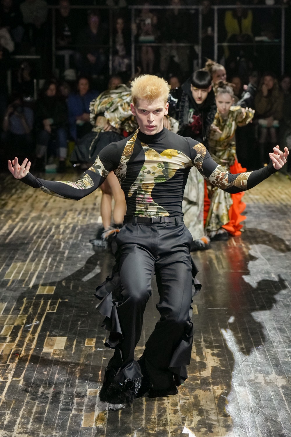 Preen by Thornton Bregazzi F/W 22 Look 23