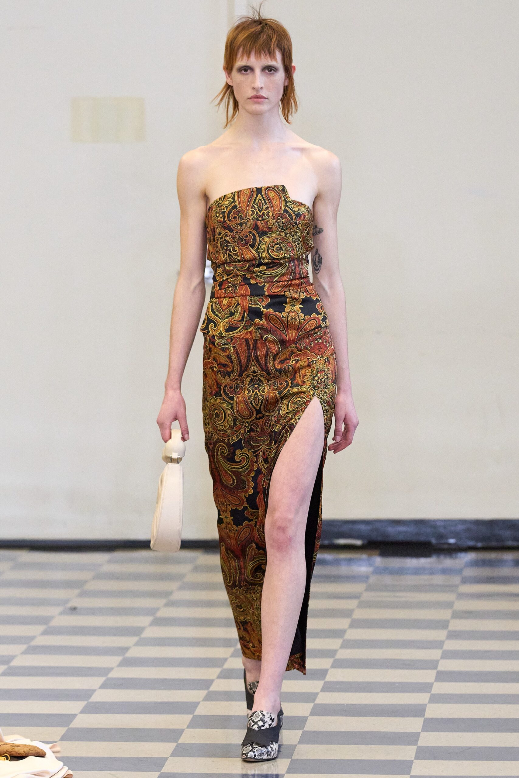 Puppets and Puppets F/W 23 Look 22