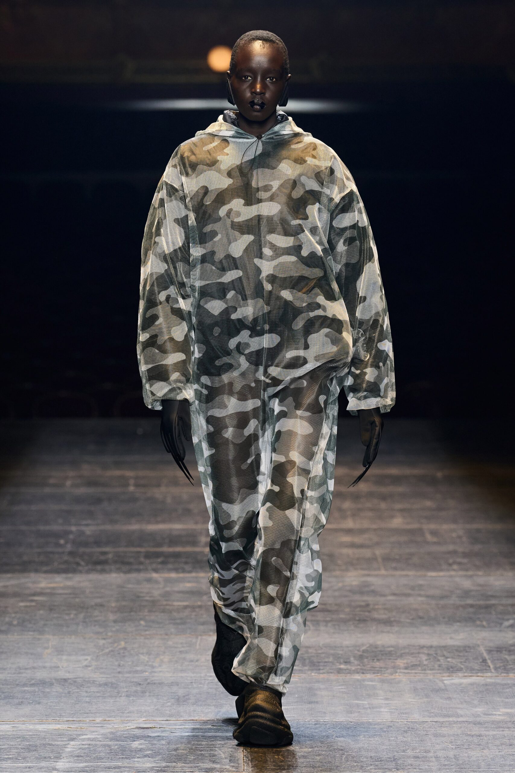 Rains F/W 23 Menswear Look 22