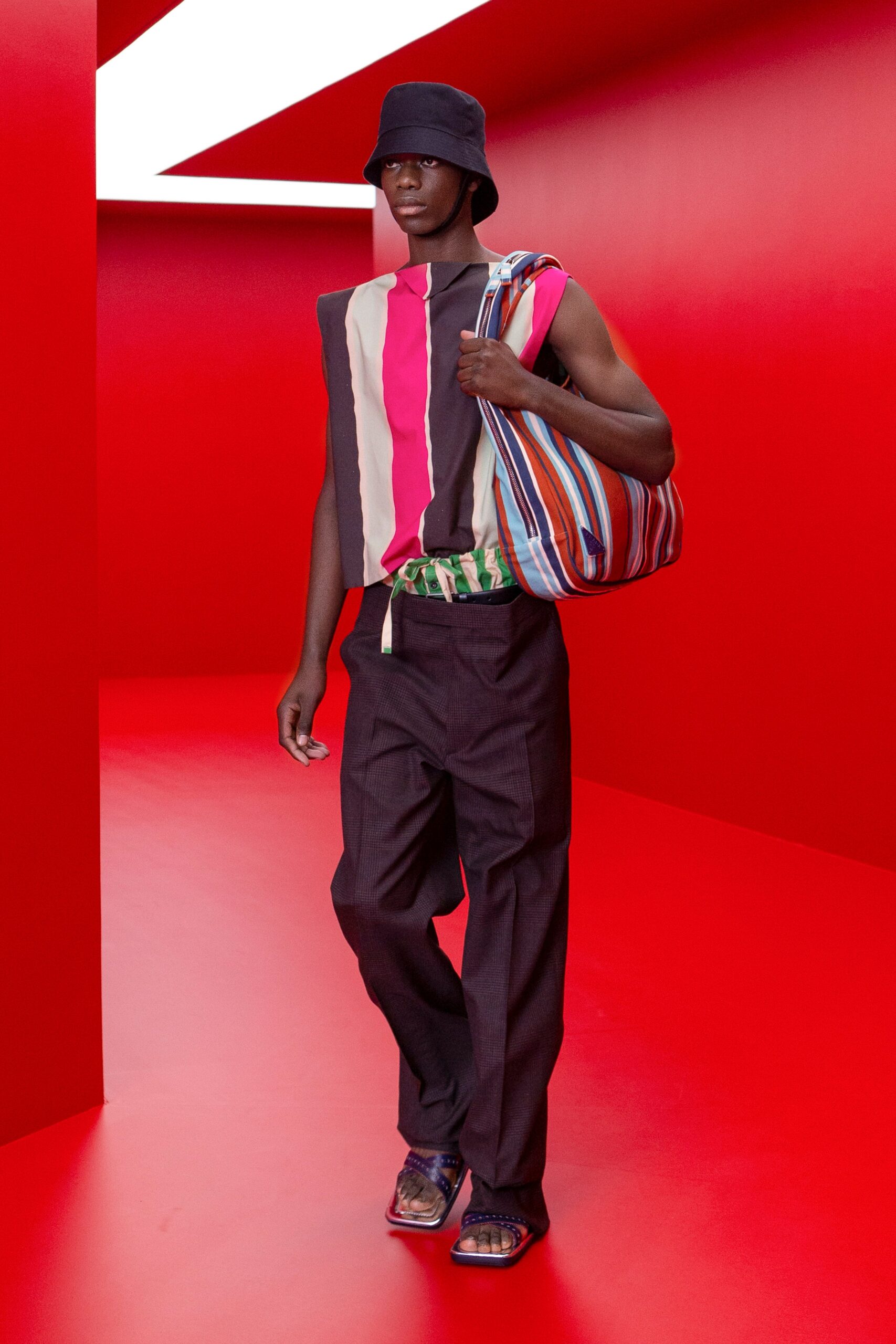Prada S/S 22 Menswear Look 25