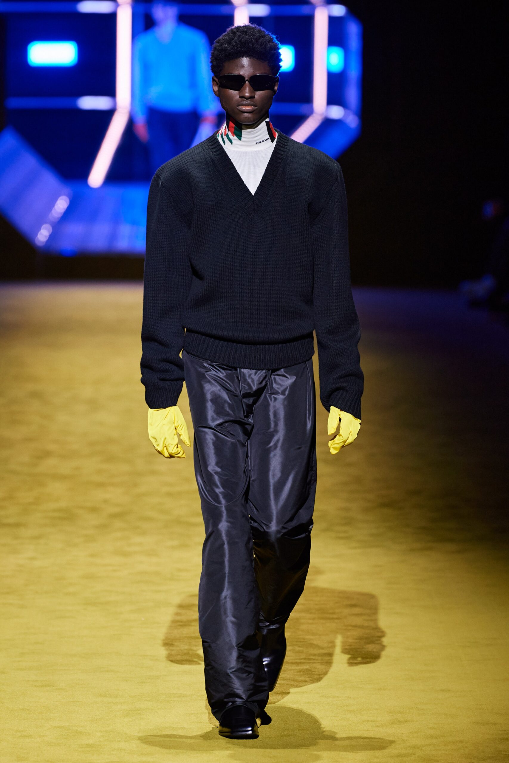 Prada F/W 22 Menswear Look 27