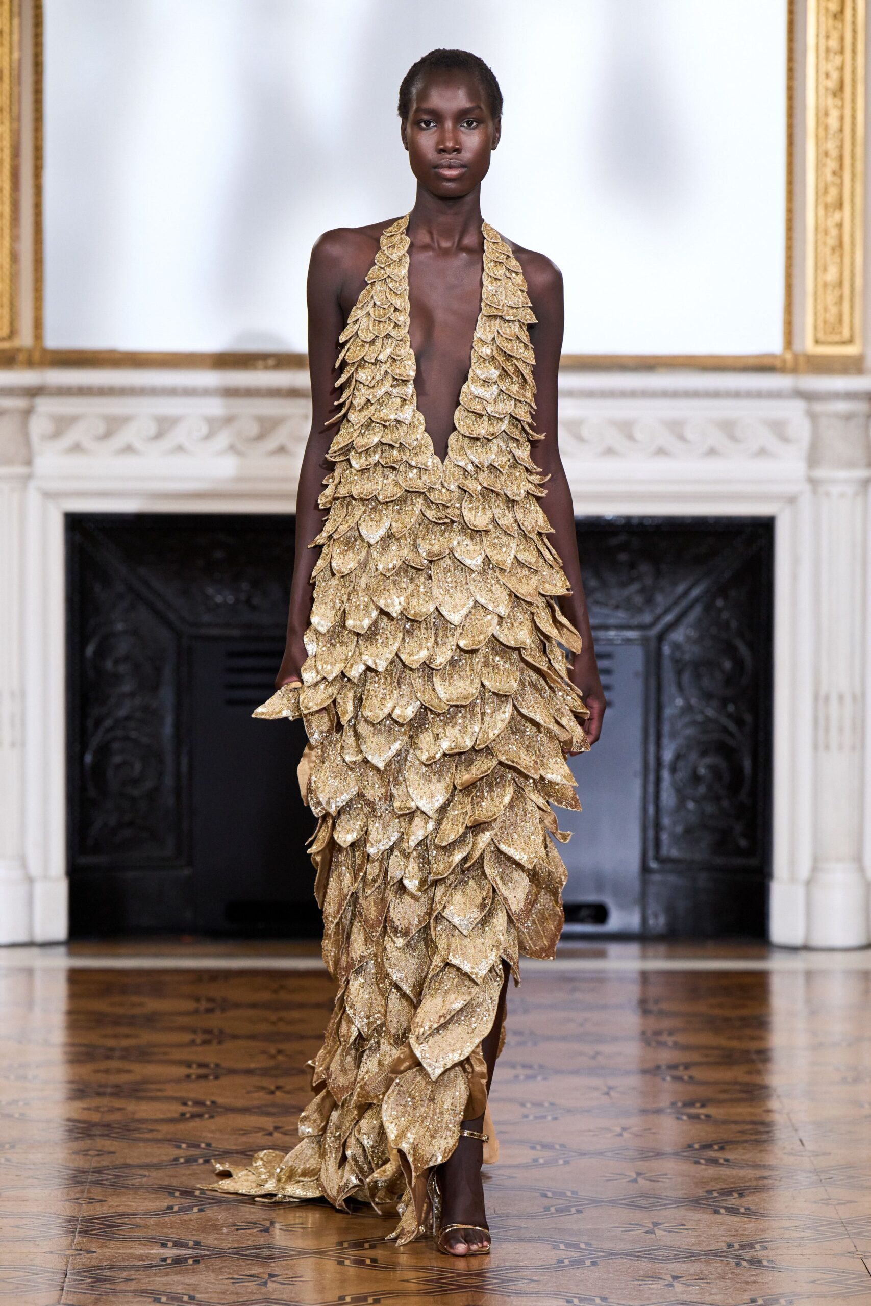 Rahul Mishra F/W 22 Couture Look 27