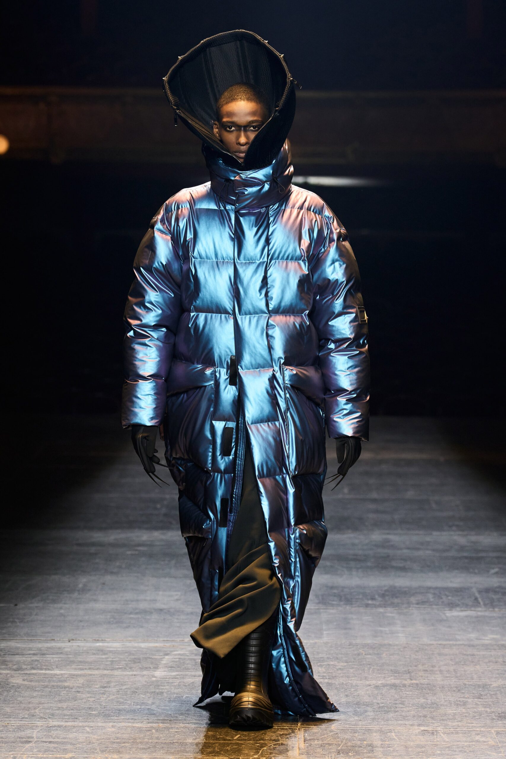 Rains F/W 23 Menswear Look 27