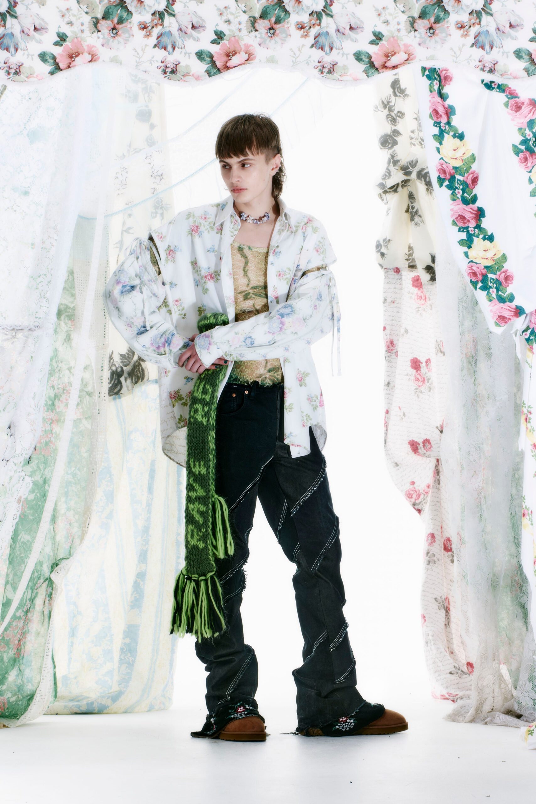 Rave Review F/W 23 Look 27