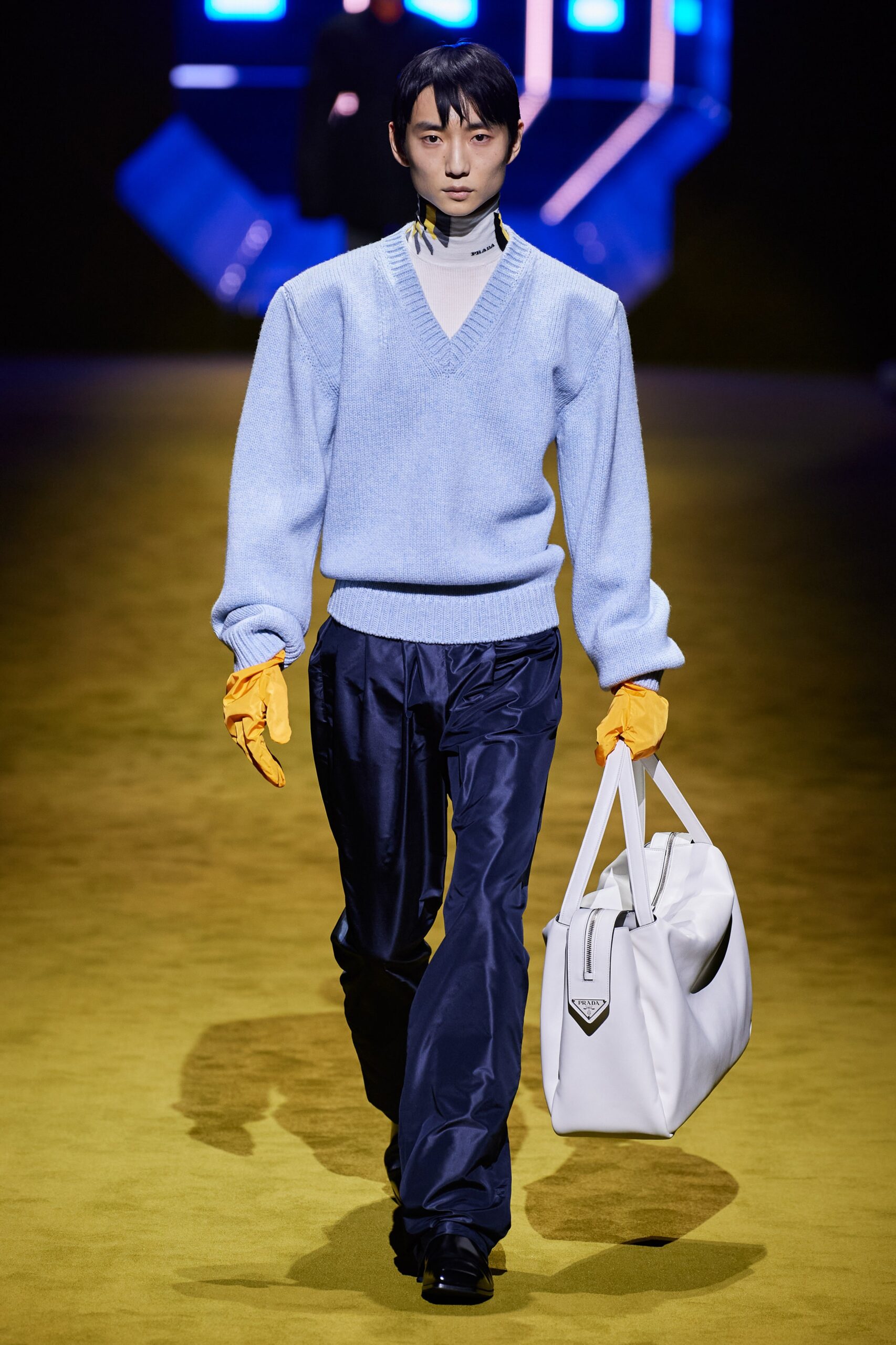 Prada F/W 22 Menswear Look 28