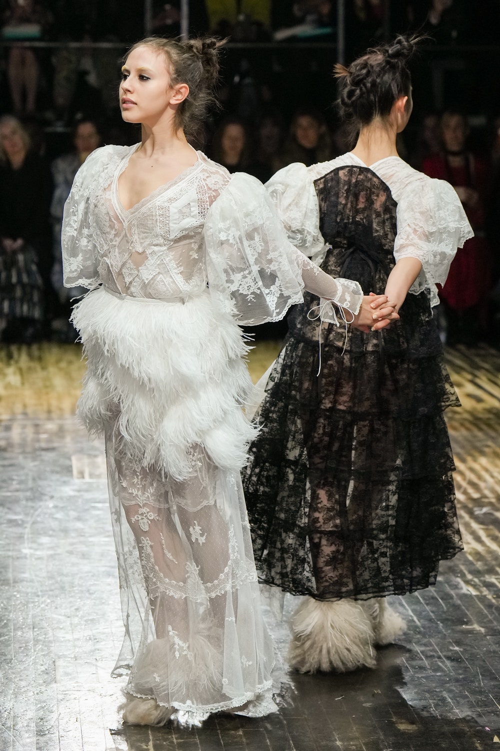 Preen by Thornton Bregazzi F/W 22 Look 30