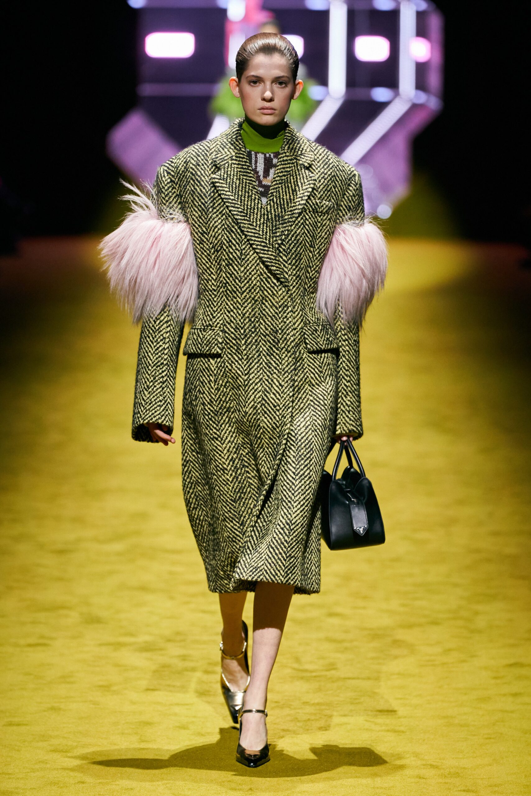 Prada F/W 22 Look 29