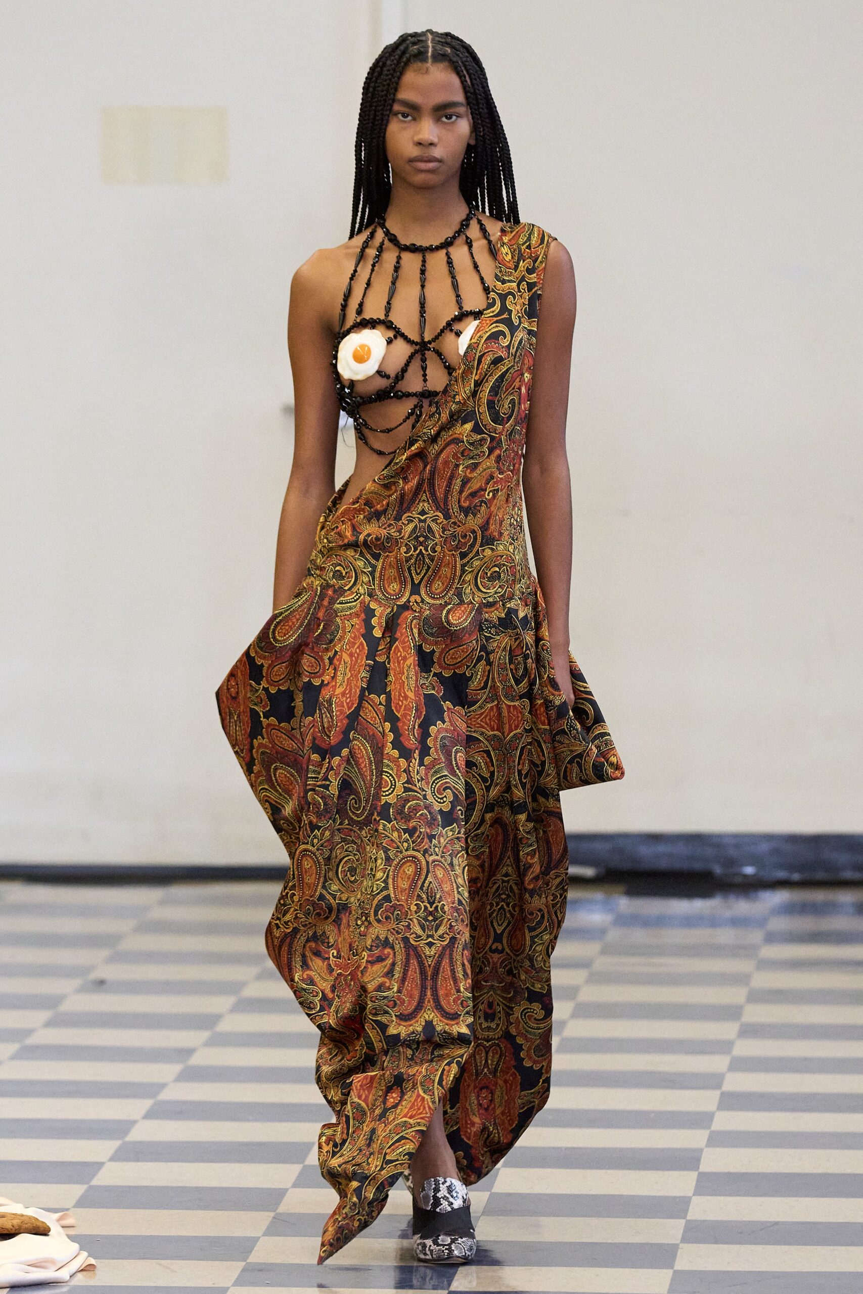 Puppets and Puppets F/W 23 Look 29