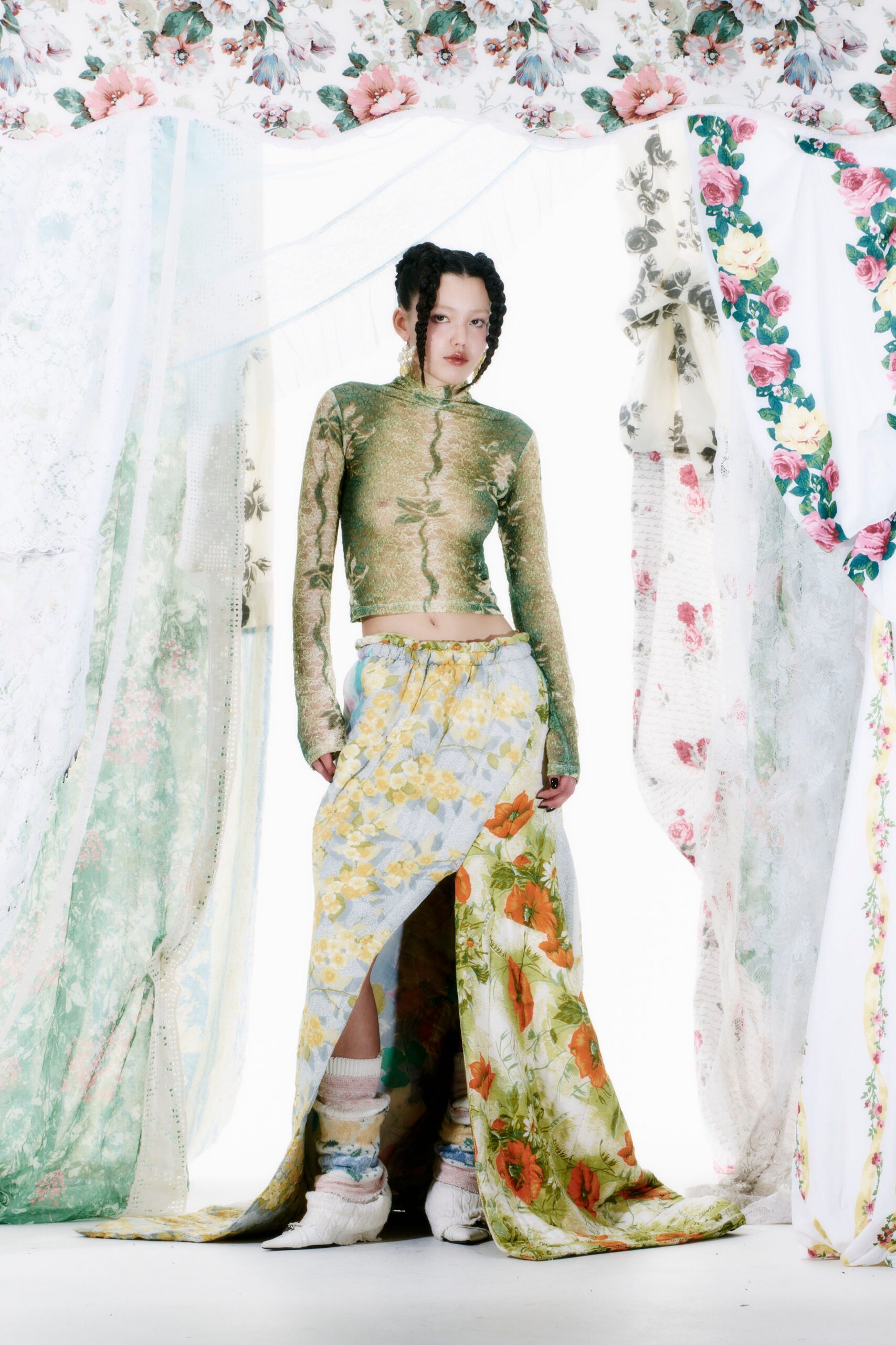 Rave Review F/W 23 Look 29