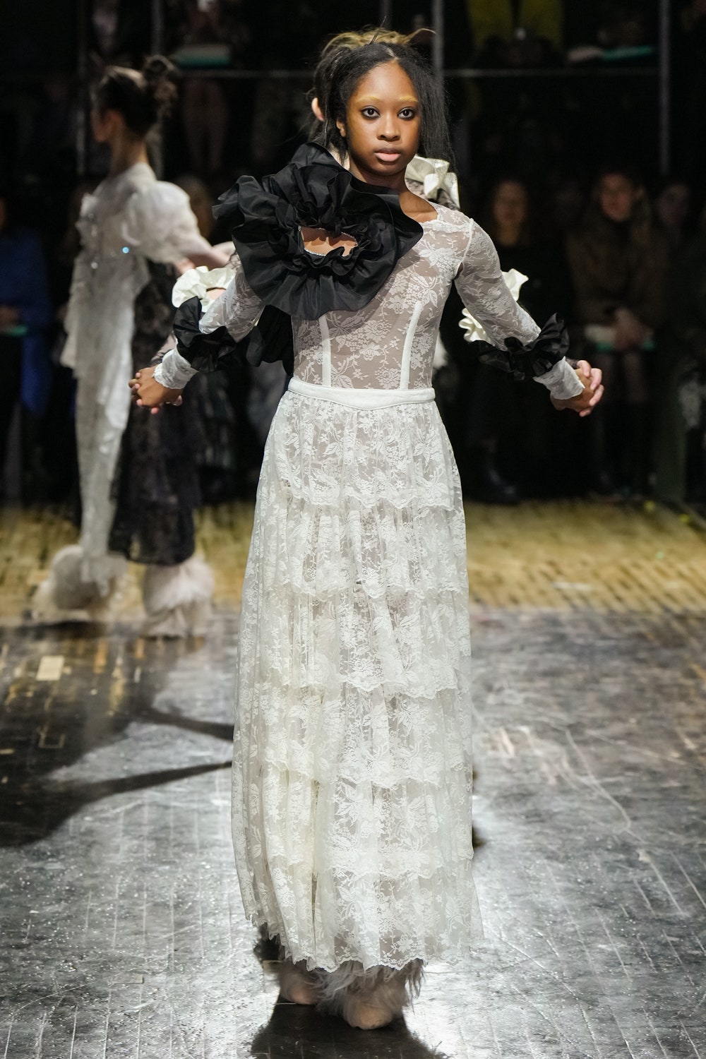 Preen by Thornton Bregazzi F/W 22 Look 33