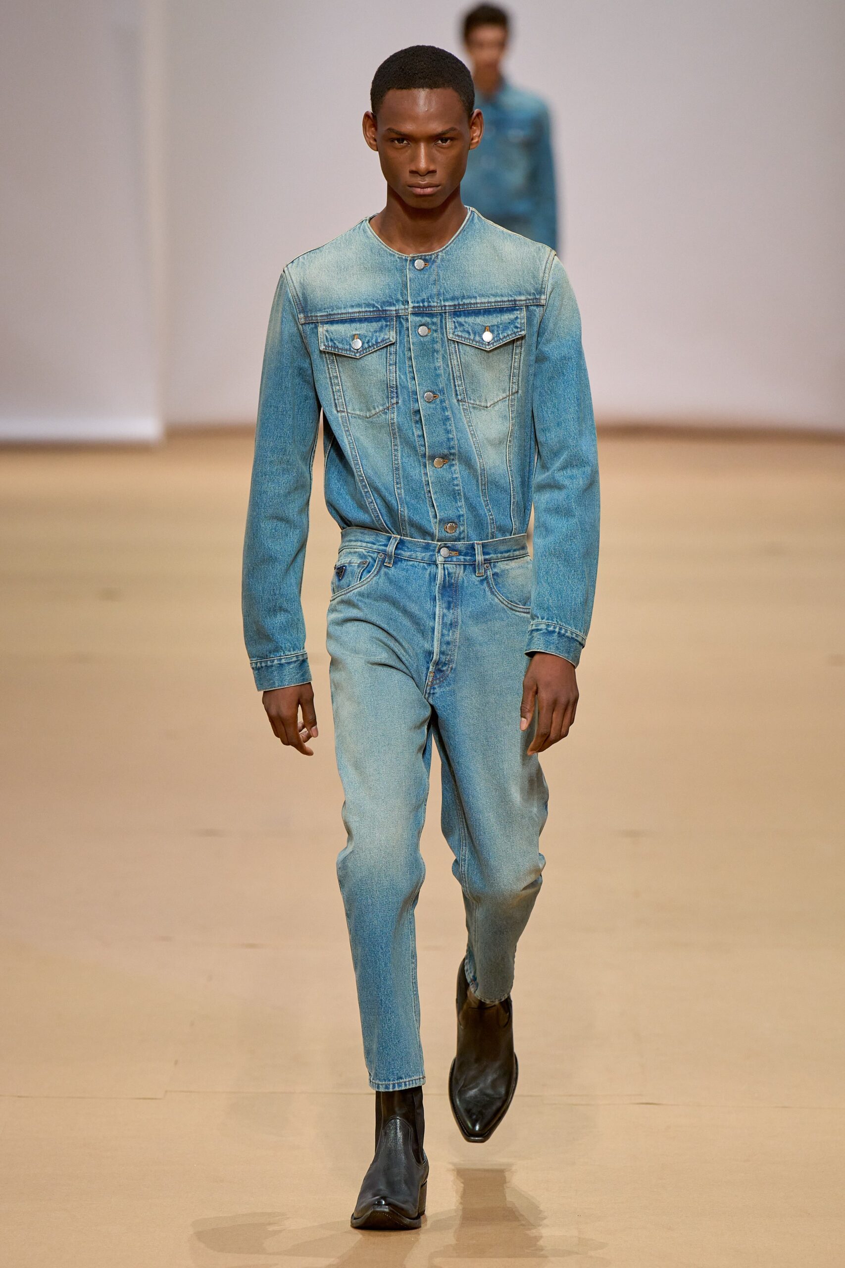 Prada S/S 23 Menswear Look 32