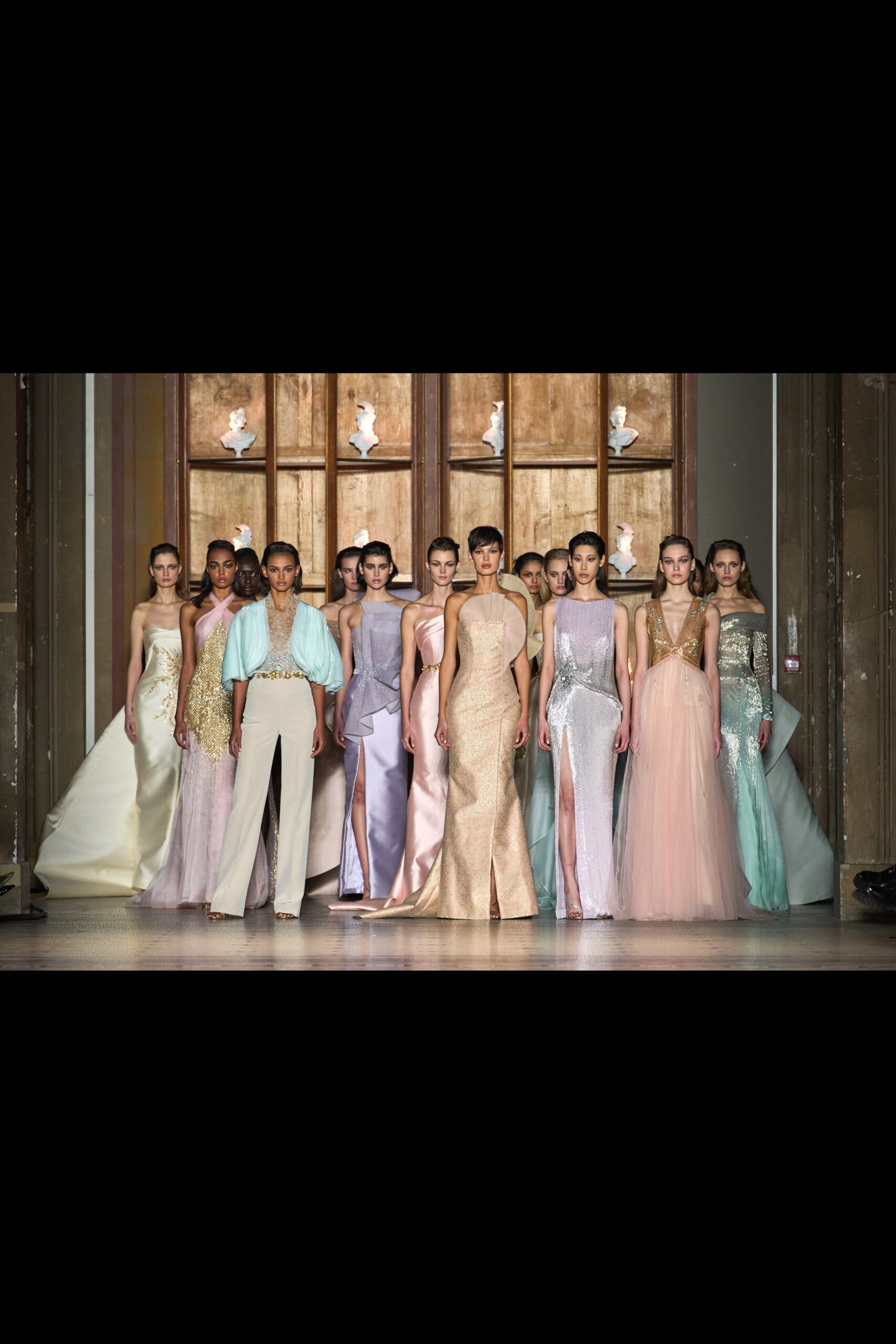 Rami Al Ali S/S 23 Couture Look 32