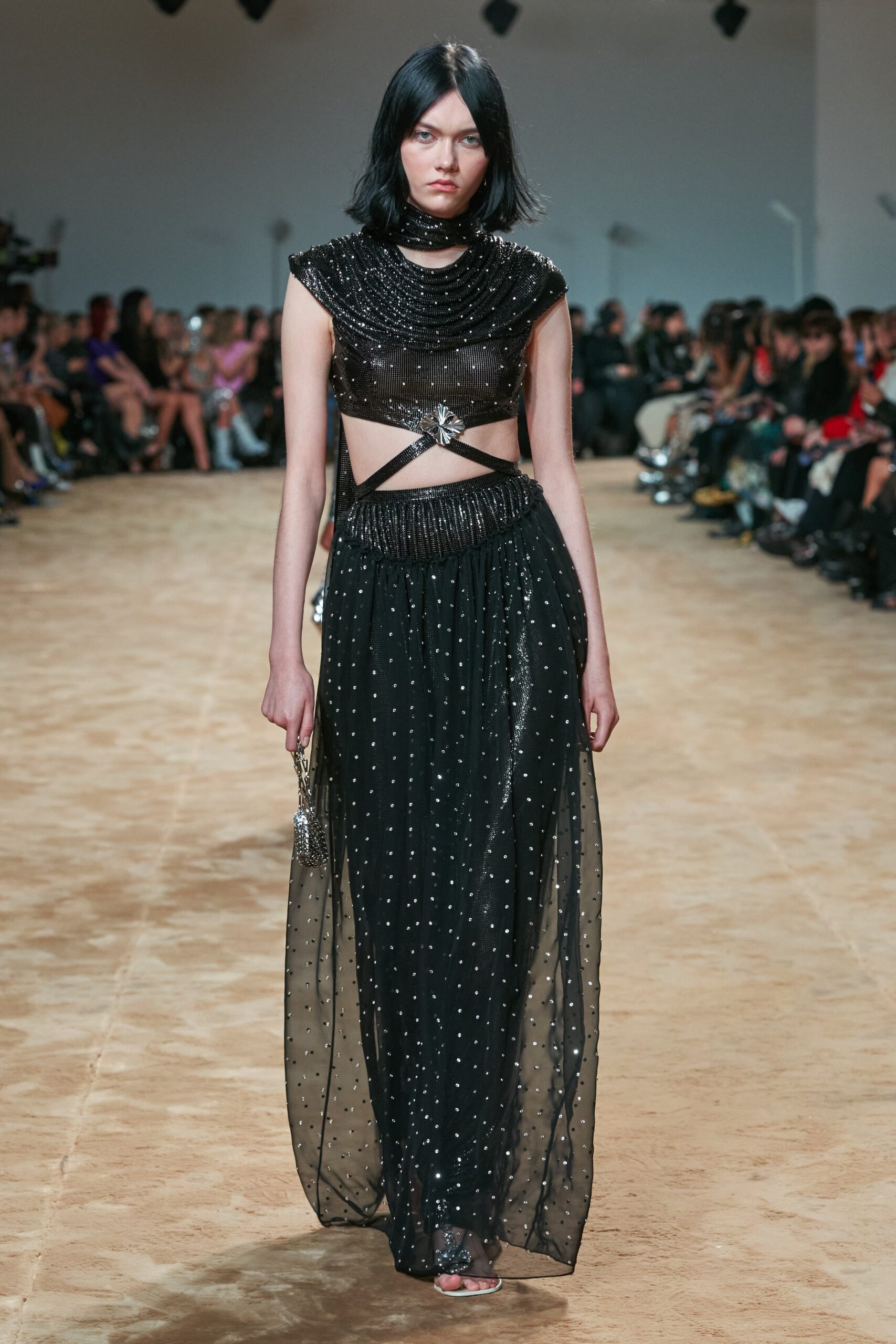 Rabanne F/W 23 Look 33