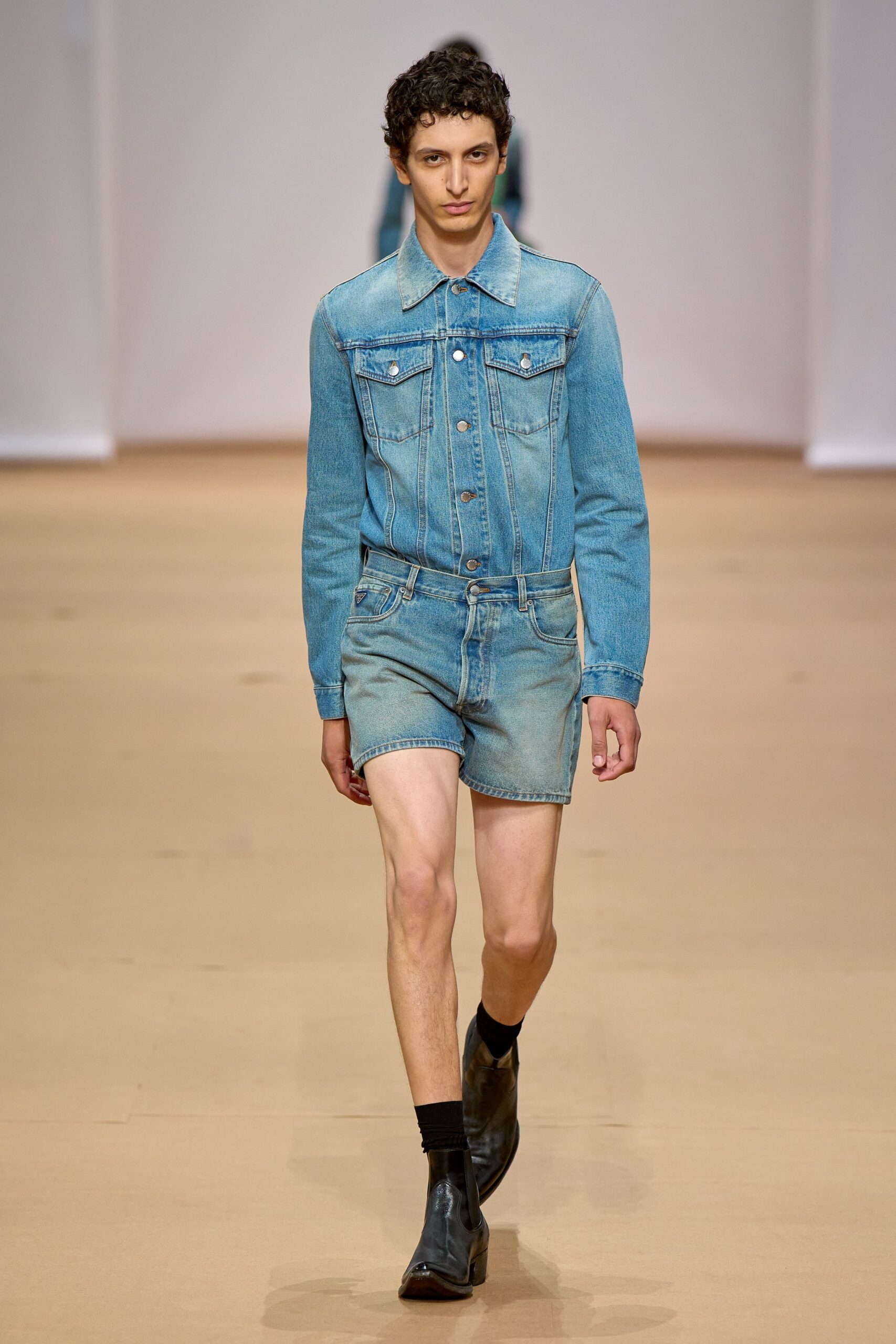 Prada S/S 23 Menswear Look 33