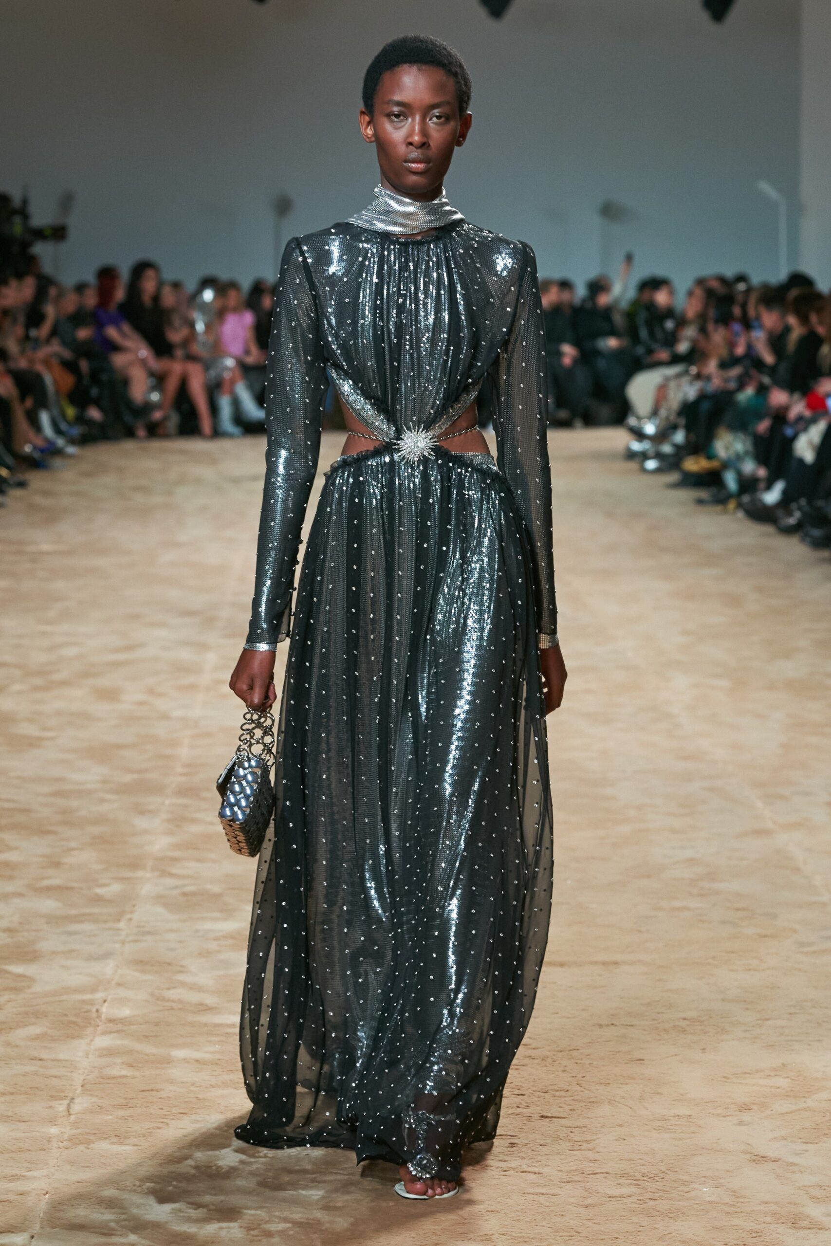 Rabanne F/W 23 Look 34