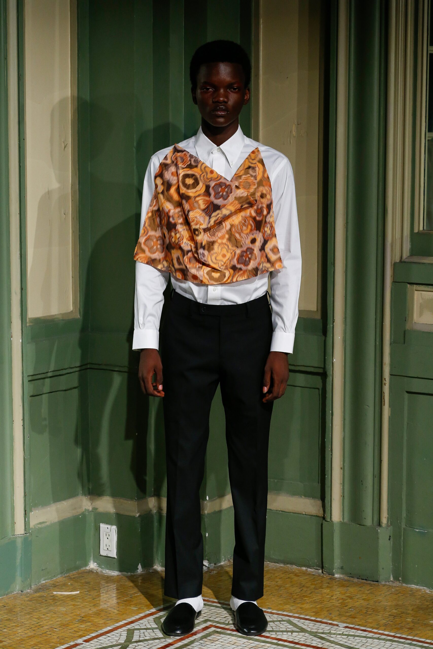 Puppets and Puppets S/S 20 Look 18