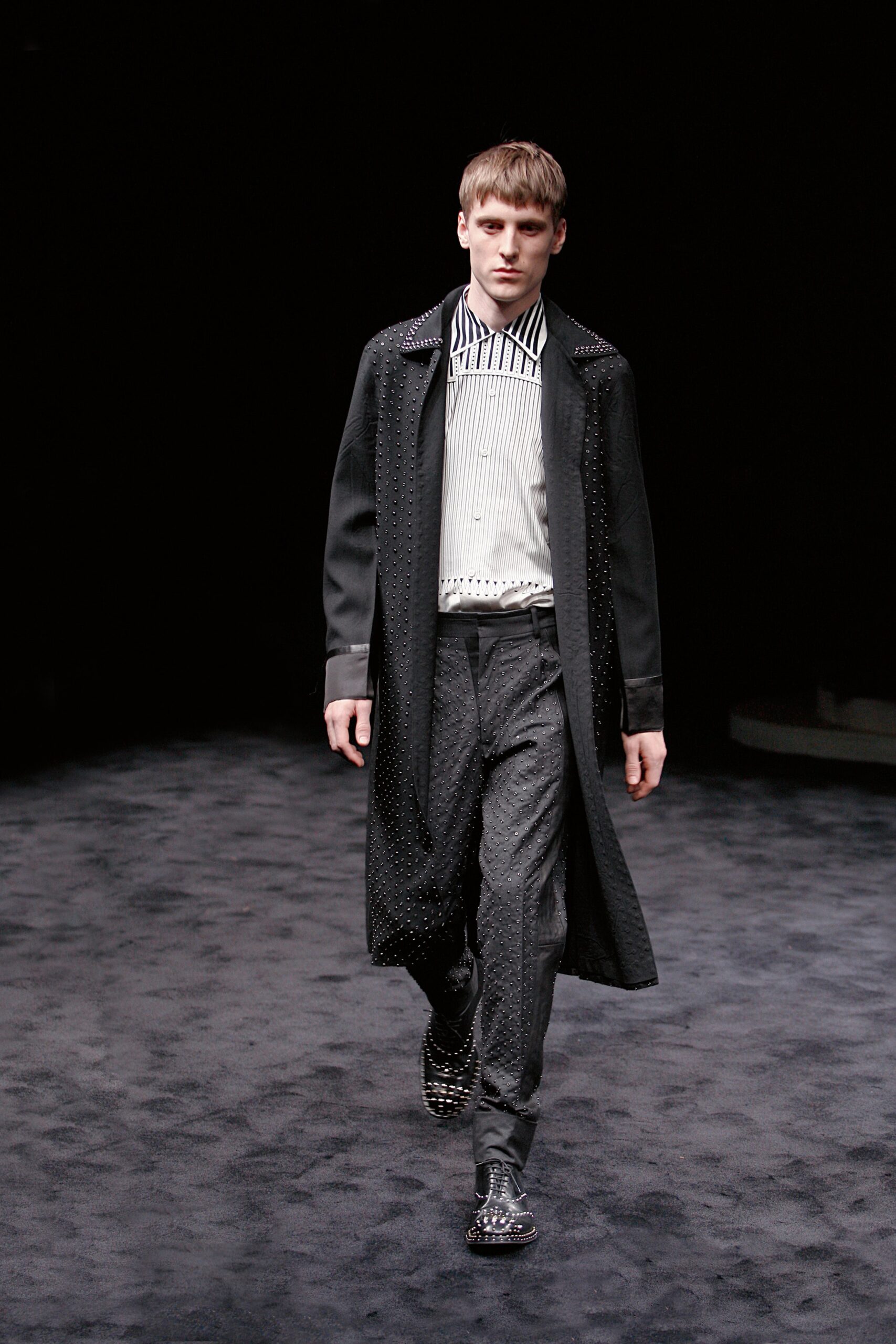 Prada F/W 09 Menswear Look 37