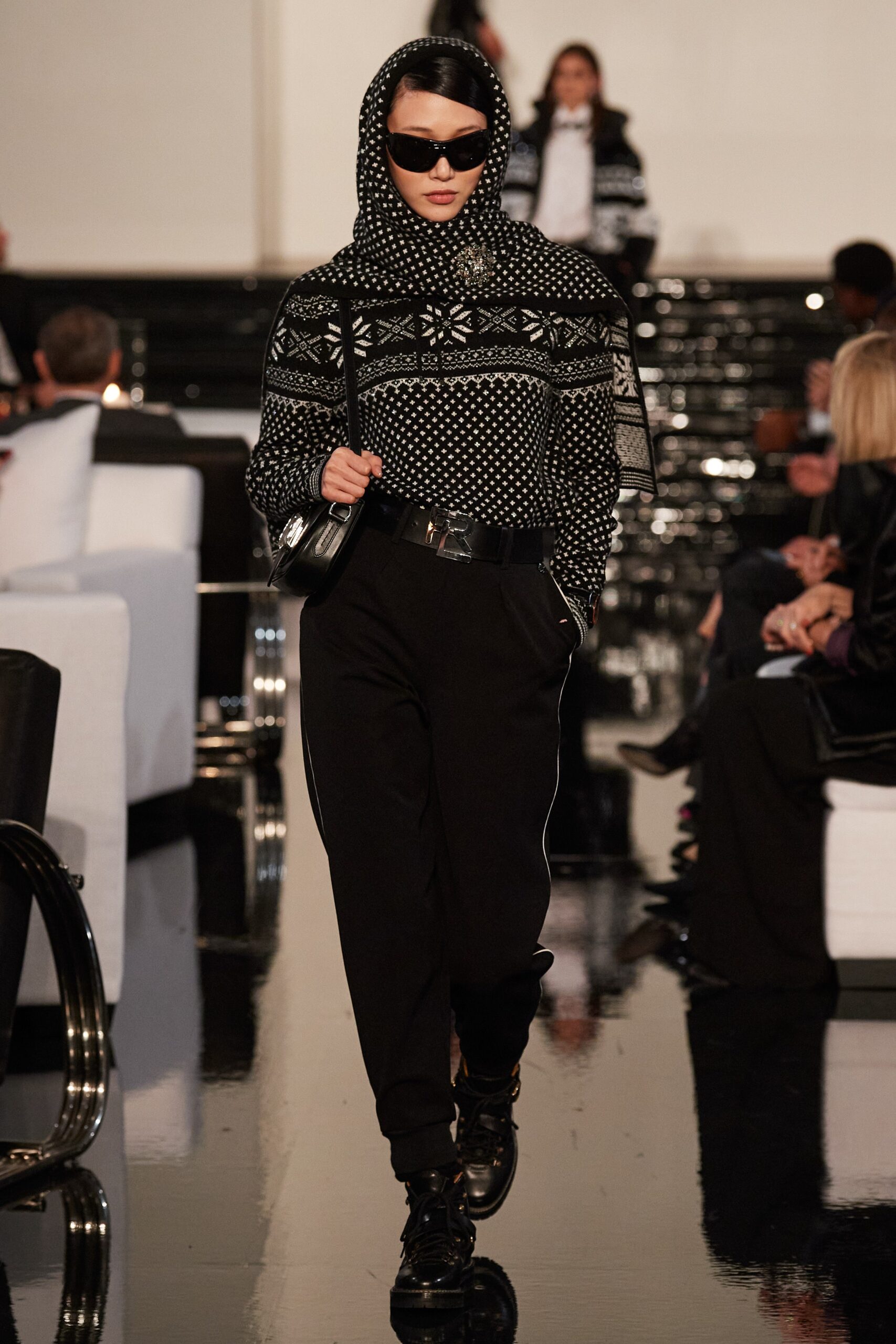 Ralph Lauren F/W 22 Look 37