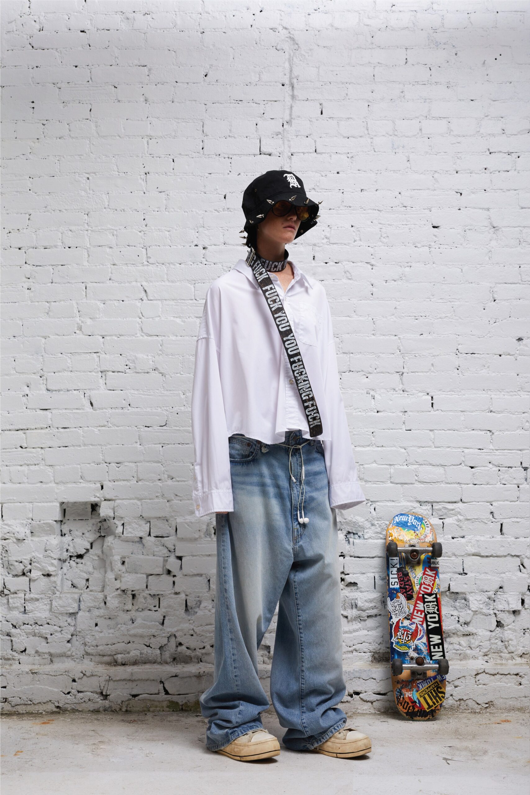 R13 S/S 23 Look 43