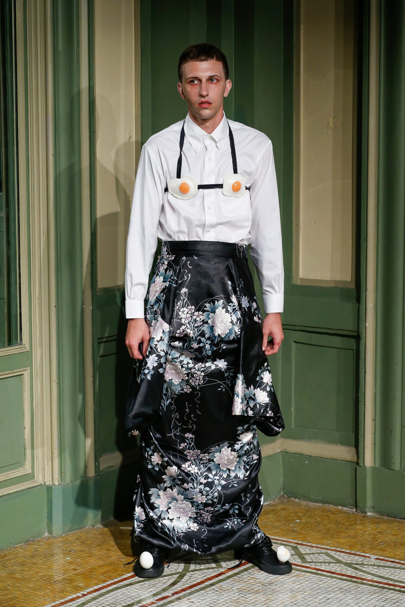 Puppets and Puppets S/S 20 Look 23