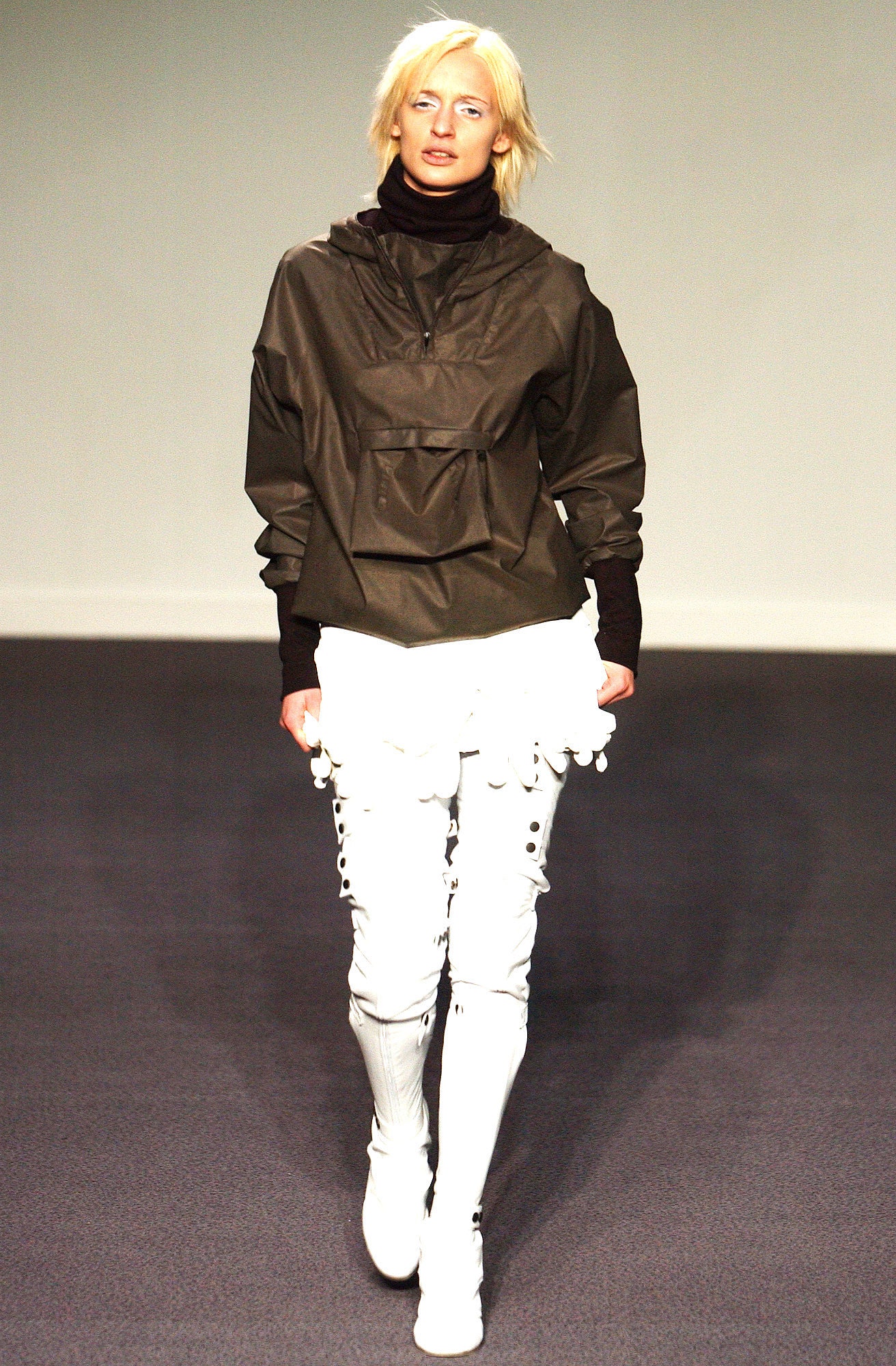 Preen by Thornton Bregazzi F/W 03 Look 9