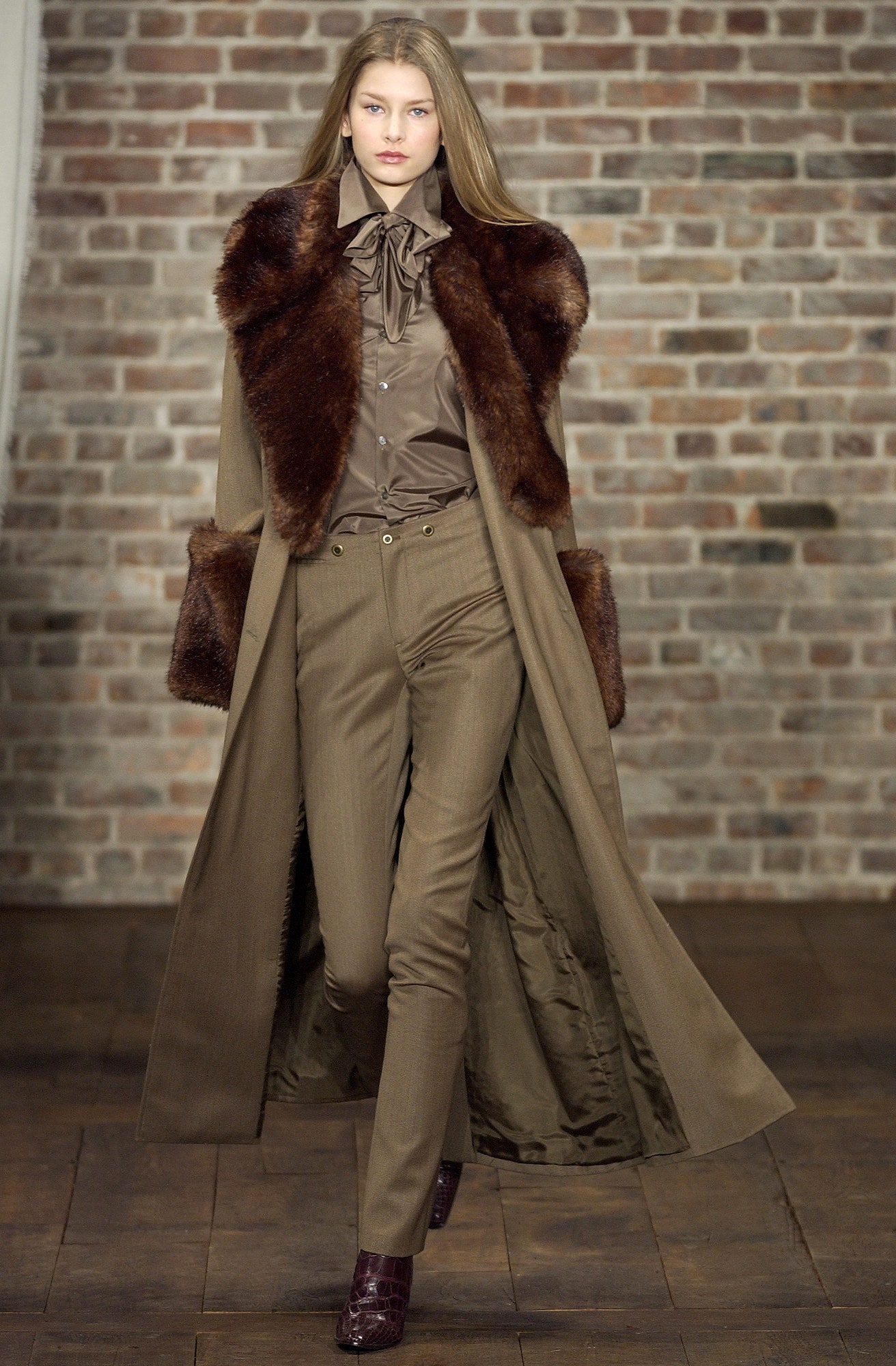 Ralph Lauren F/W 03 Look 19