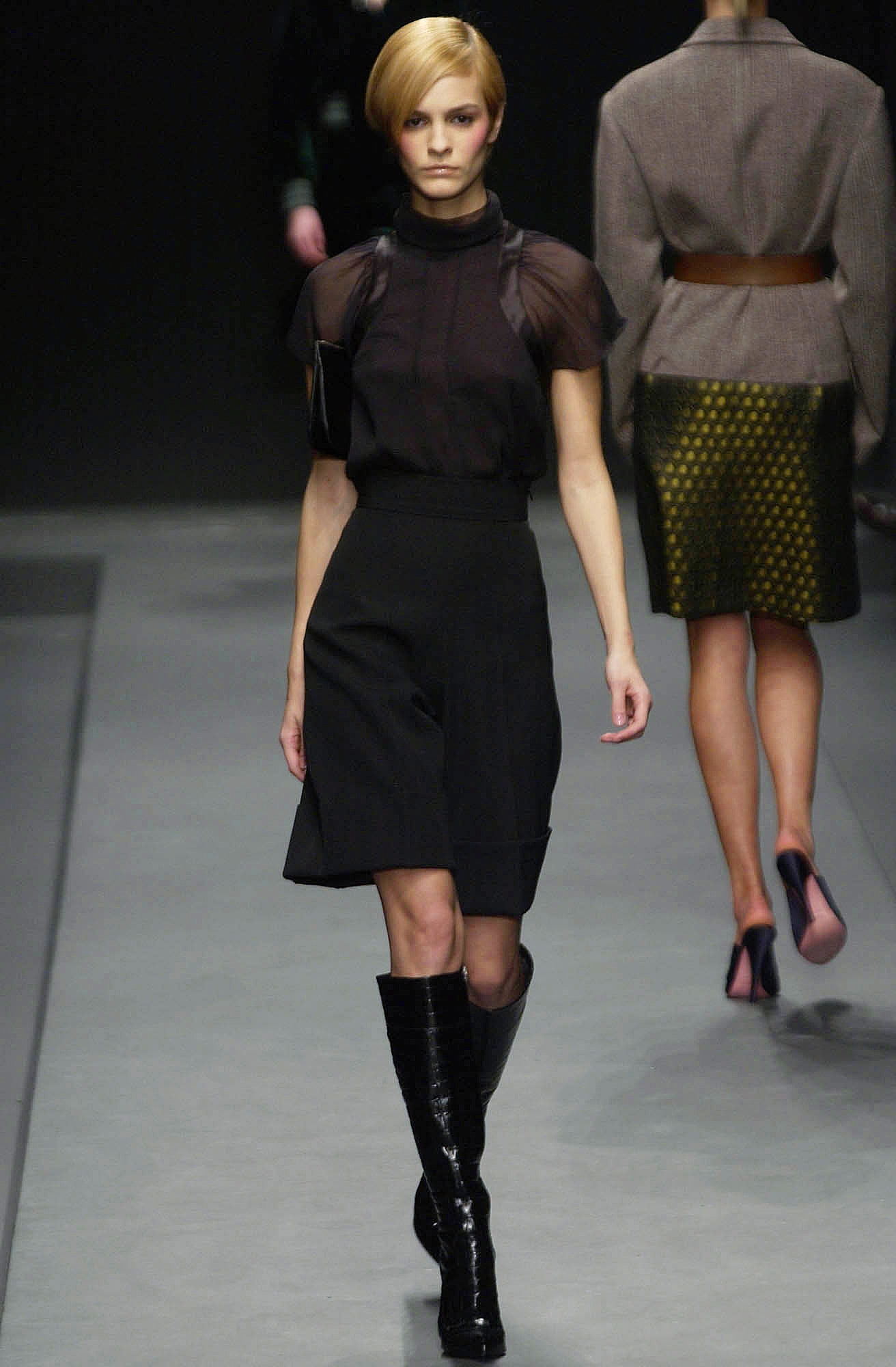 Prada F/W 02 Look 16