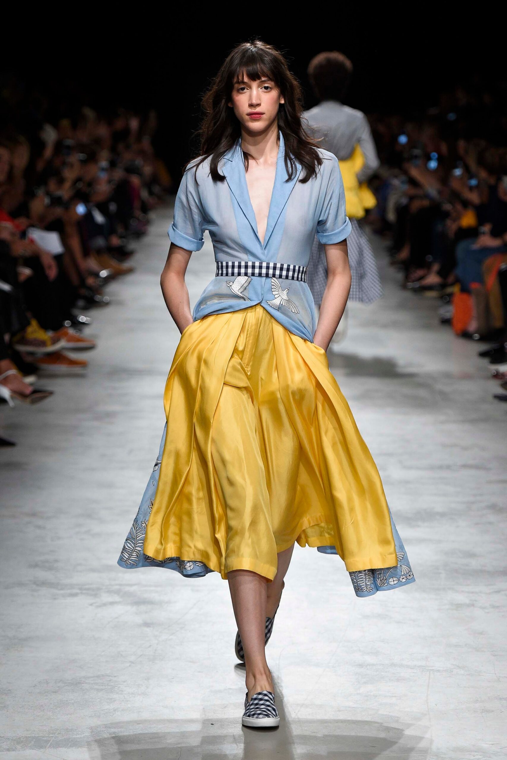 Rahul Mishra S/S 17 Look 2